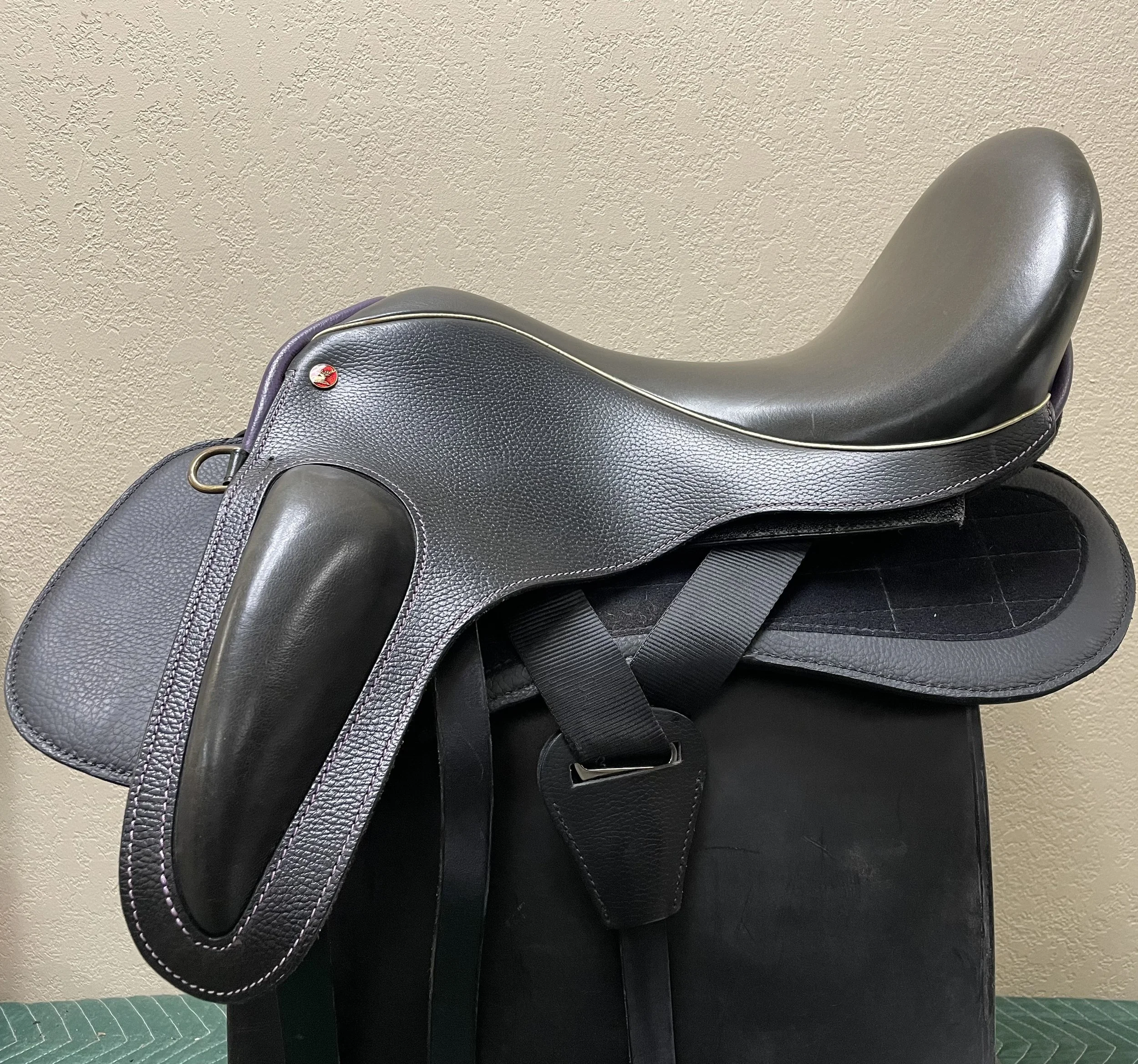 Used Saddles — EQ Saddle Science