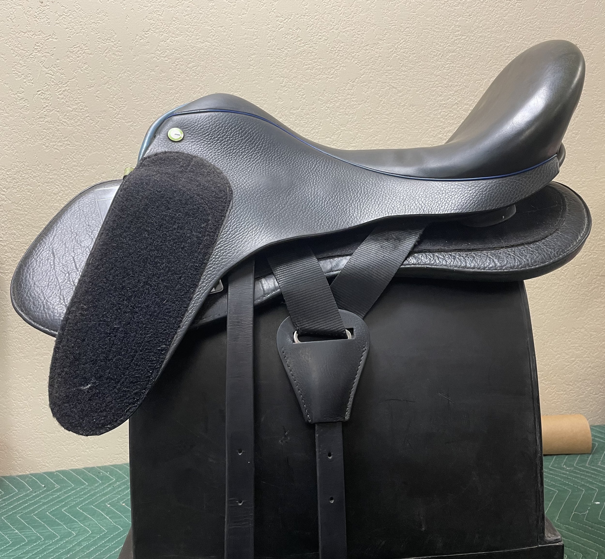 Used Saddles — EQ Saddle Science