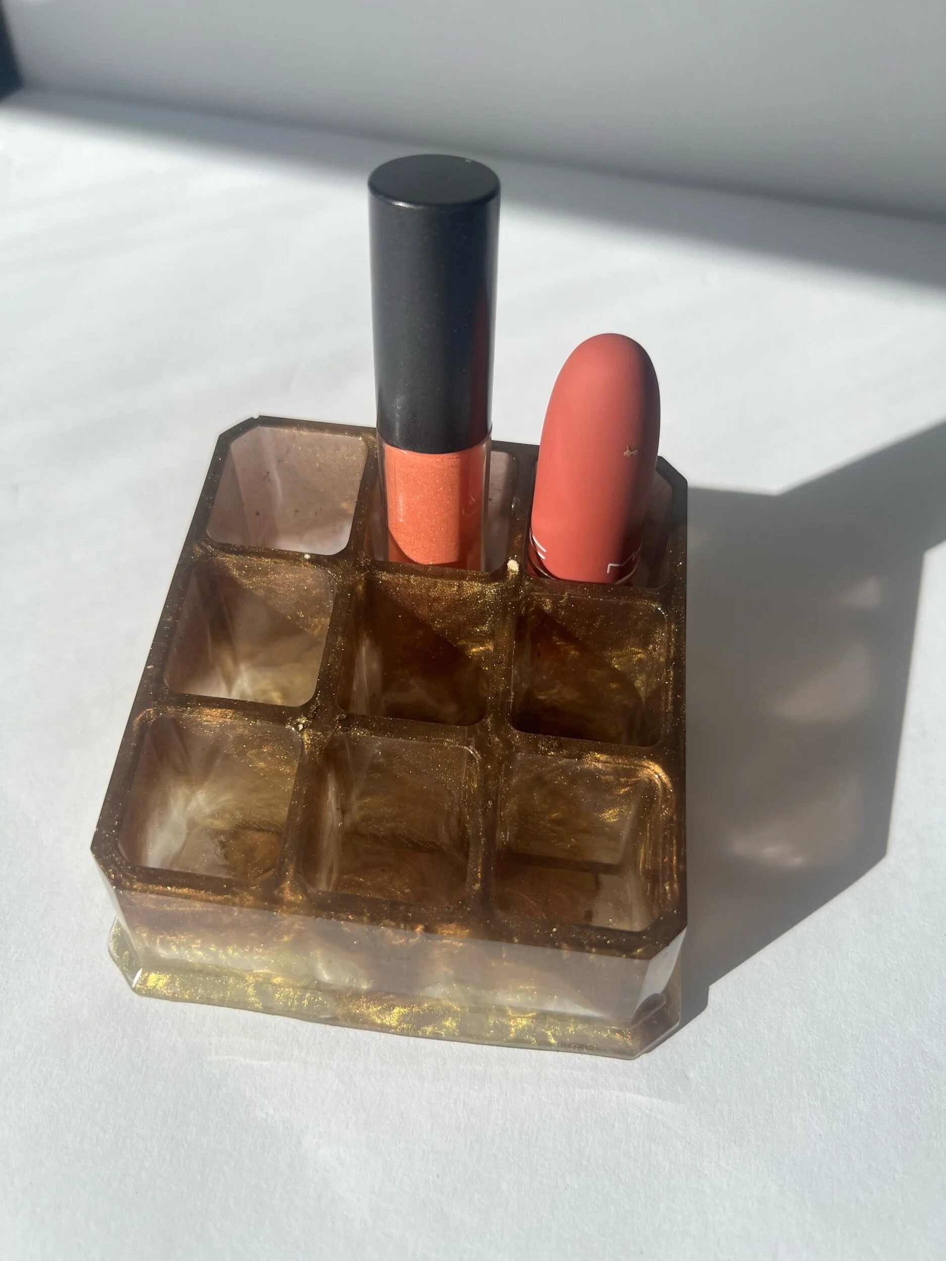 65D5F1B3-2961-4D04-907A-2EBD5B07F5E1