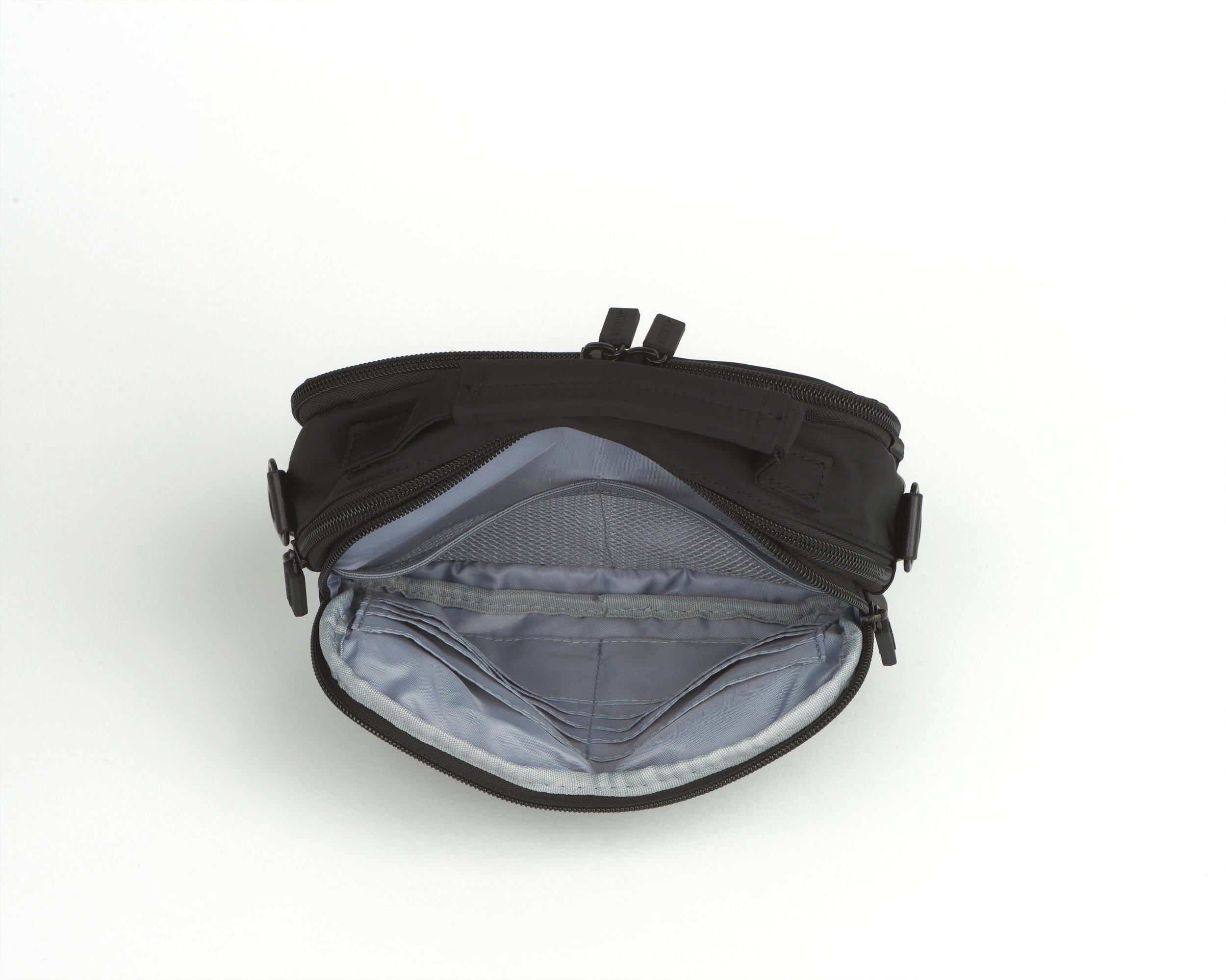 A469041+-+RFID+Card+Slots.jpg