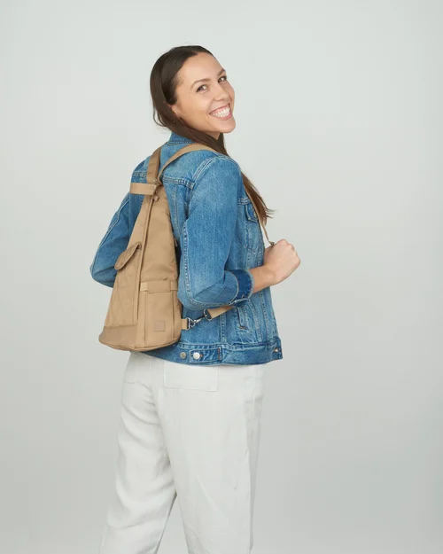 THE CONVERTIBLE SLING BACKPACK - CAMEL — IHKWIP display picture 1
