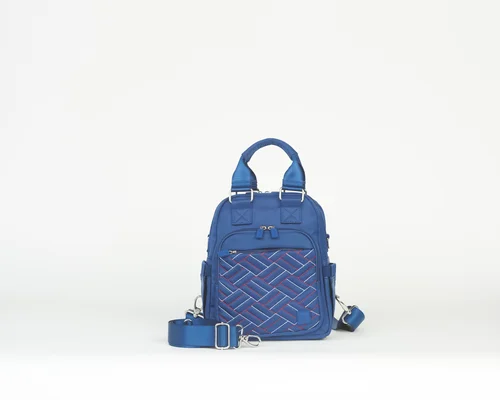 THE CONVERTIBLE MINI EVERYDAY EXPLORER BACKPACK - PATRIOTIC  display picture 3