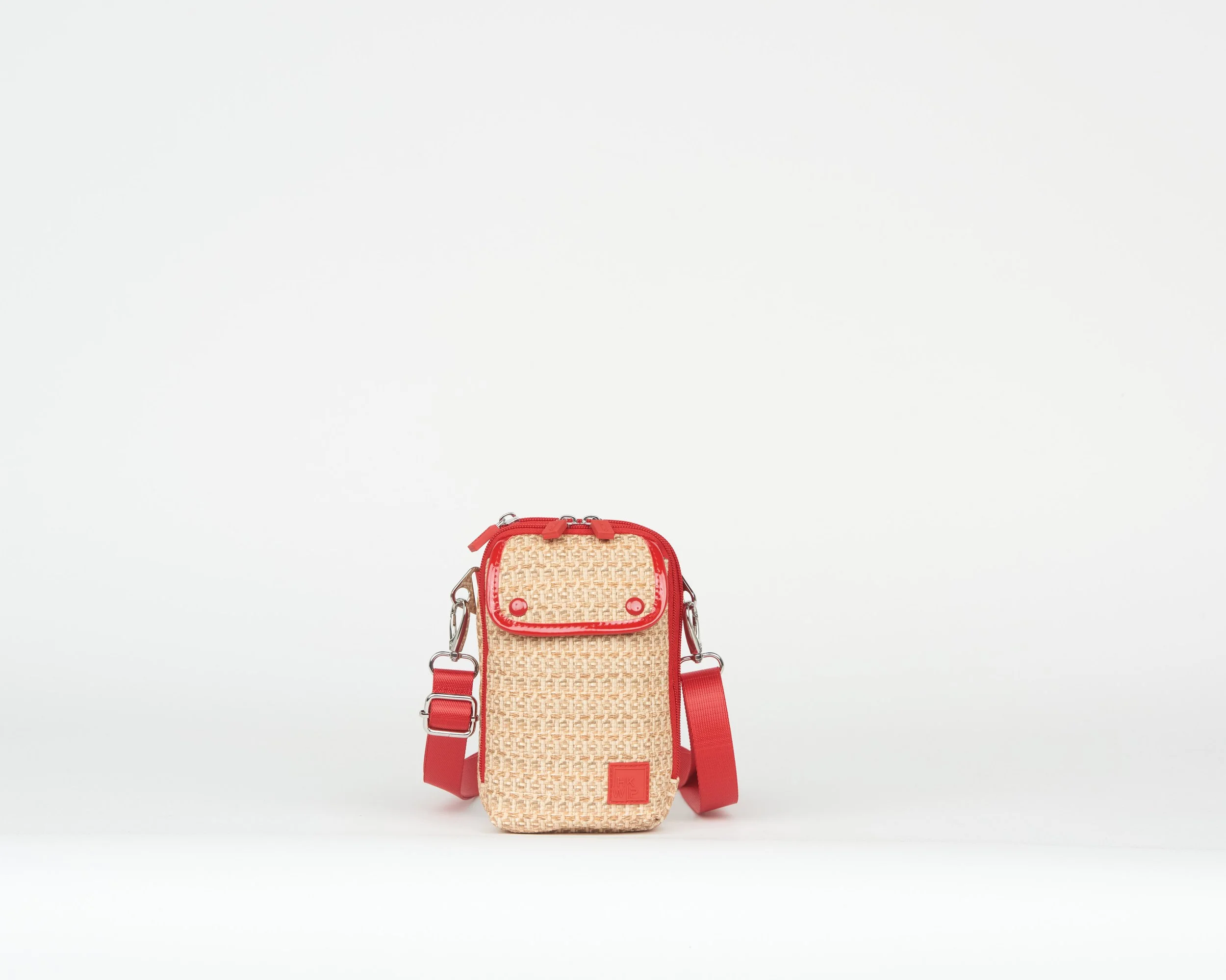THE RAFFIA EVERYDAY ESSENTIALS CROSSBODY - PATENT RED