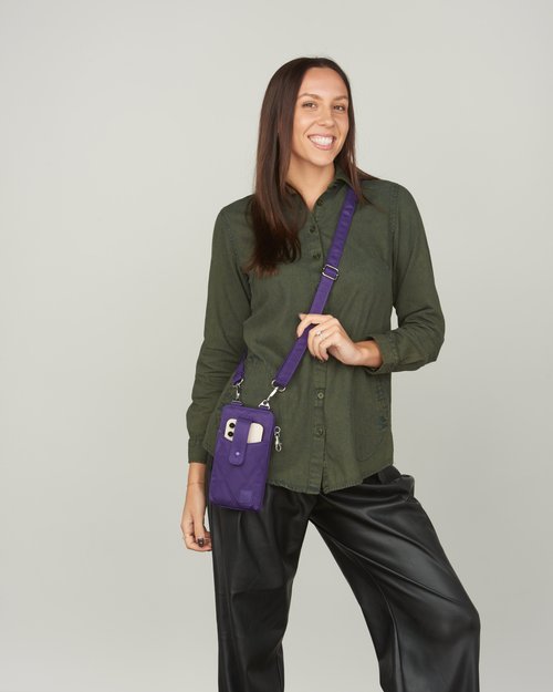 MIRLEWAIY Mesh Phone Crossbody Bag – Adjustable Strap, 2 Pockets, 7.5x4.5 Inches, Lightweight & Water-Resistant