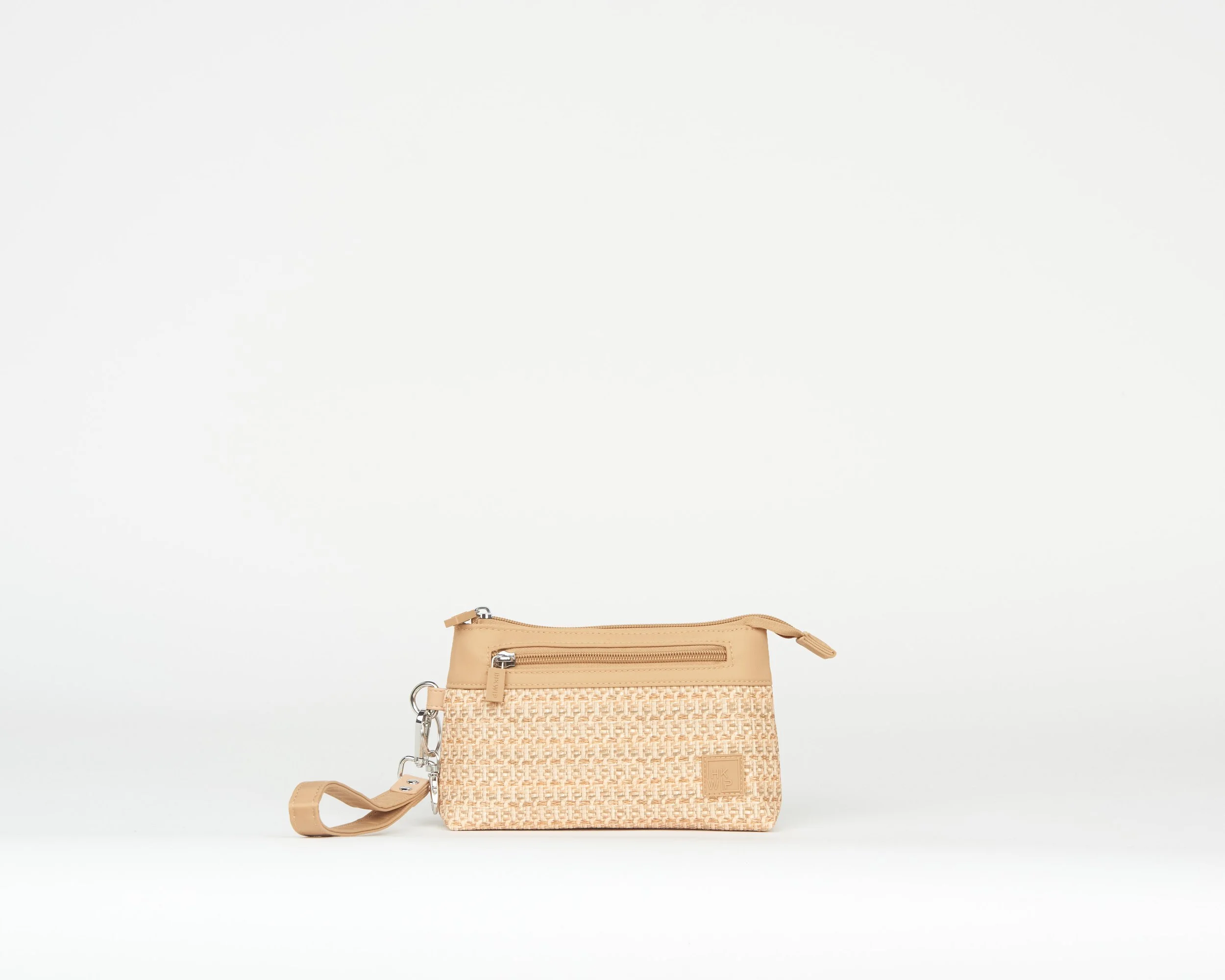 THE RAFFIA RFID POUCH W/ WRISTLET - NATURAL