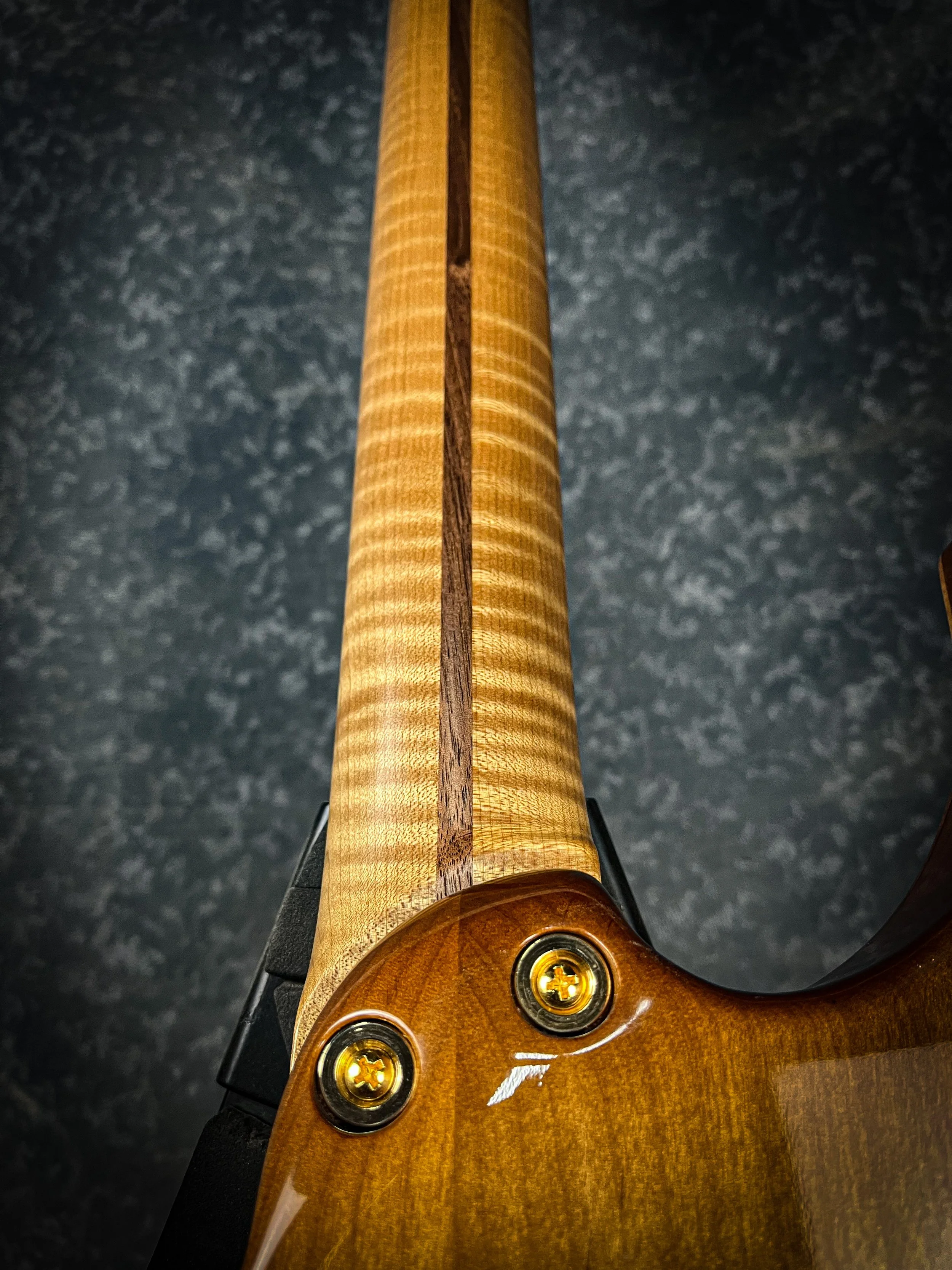 XT4 neck with insane flame roasted neck