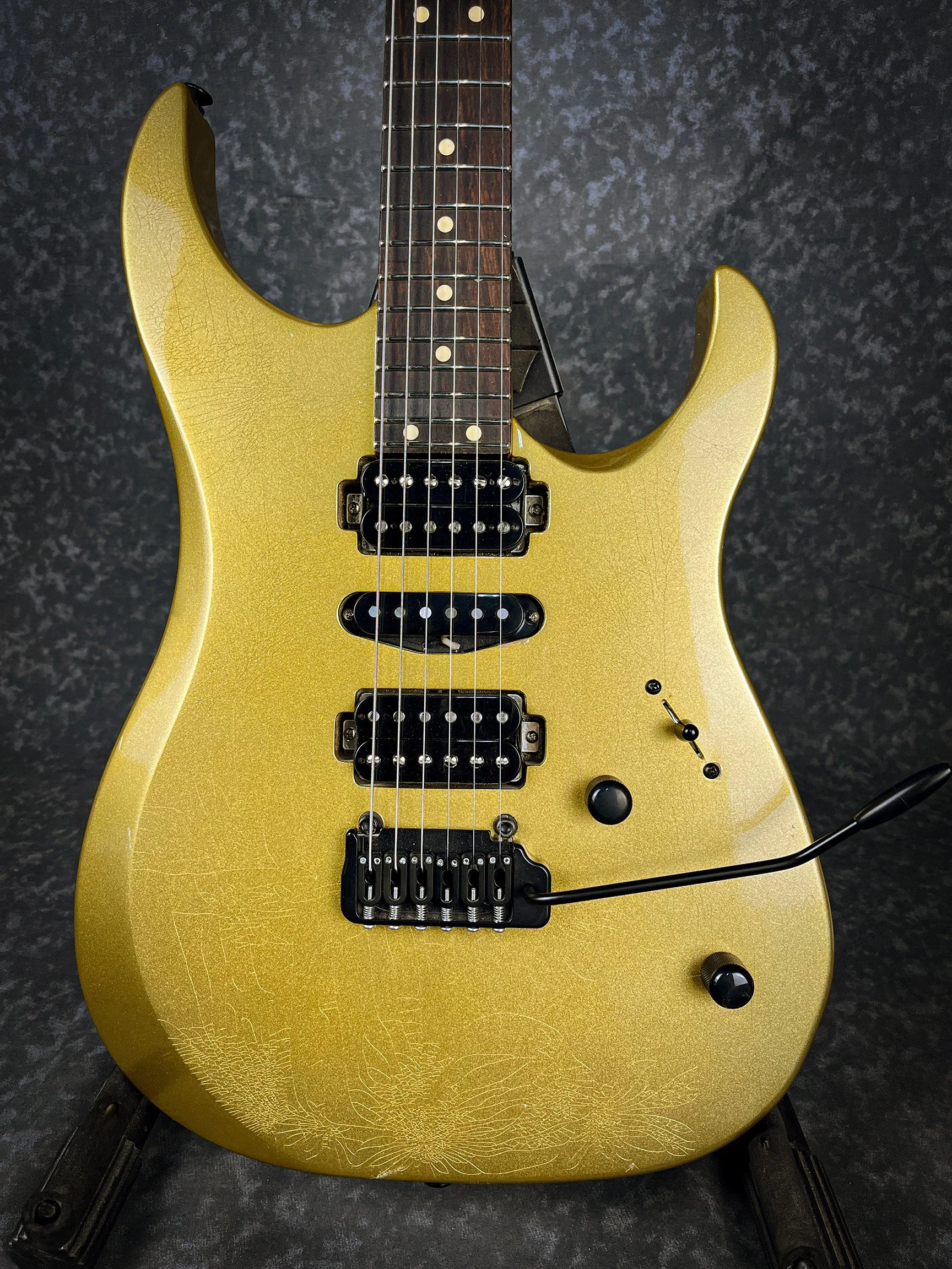 XT4 by lsl instruments in Monaco citrine gold color