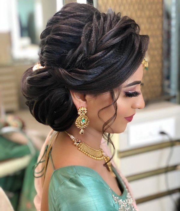 13 Latest Bridal Hairstyle For Mehendi Ceremony-chantamquoc.vn