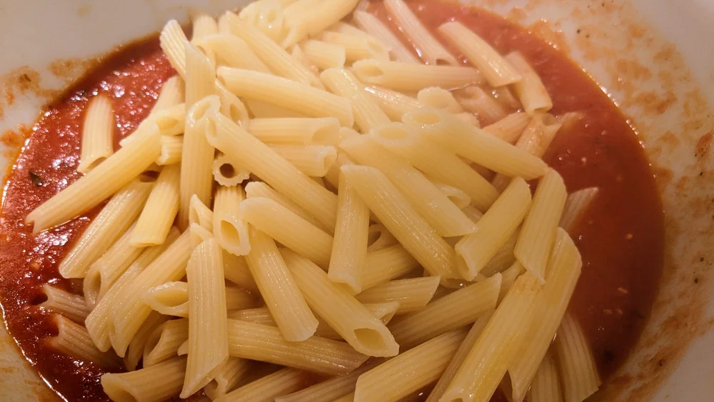 freshtomatosauce_pastainsauce.jpg