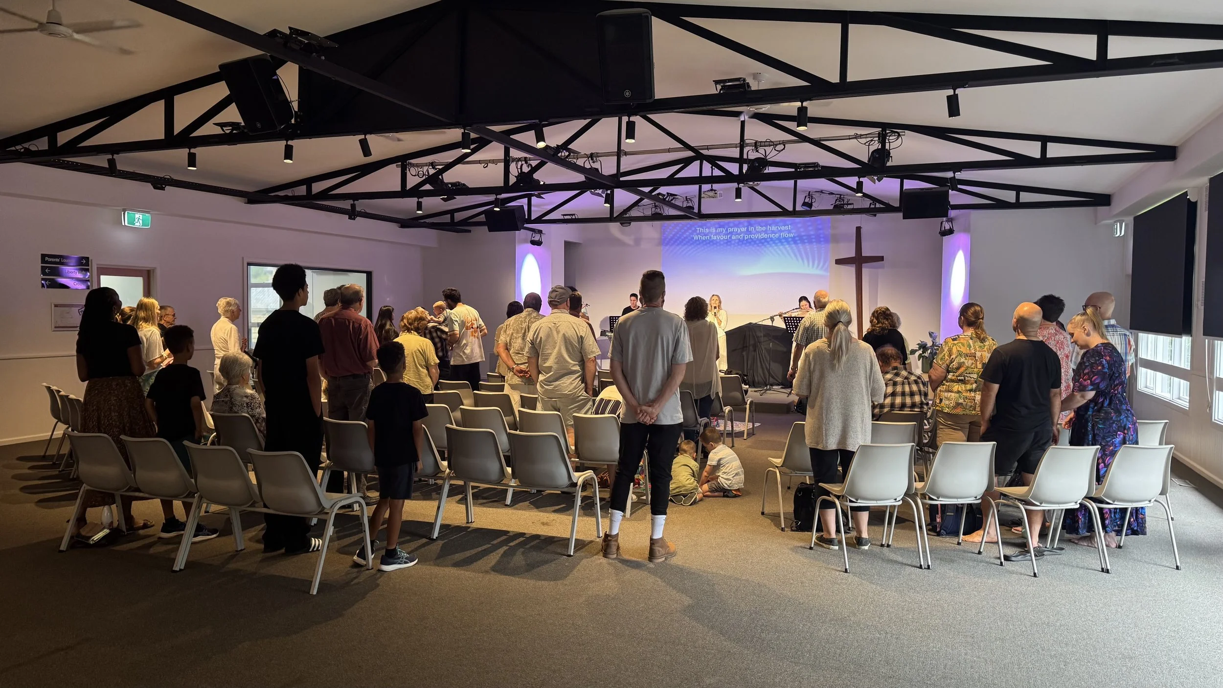 praise and worship photo.jpeg