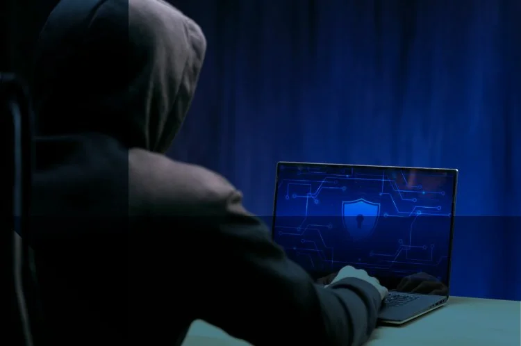 MICRO E PEQUENAS EMPRESAS – POR QUE SÃO ALVO FÁCIL DE CIBERCRIMINOSOS?