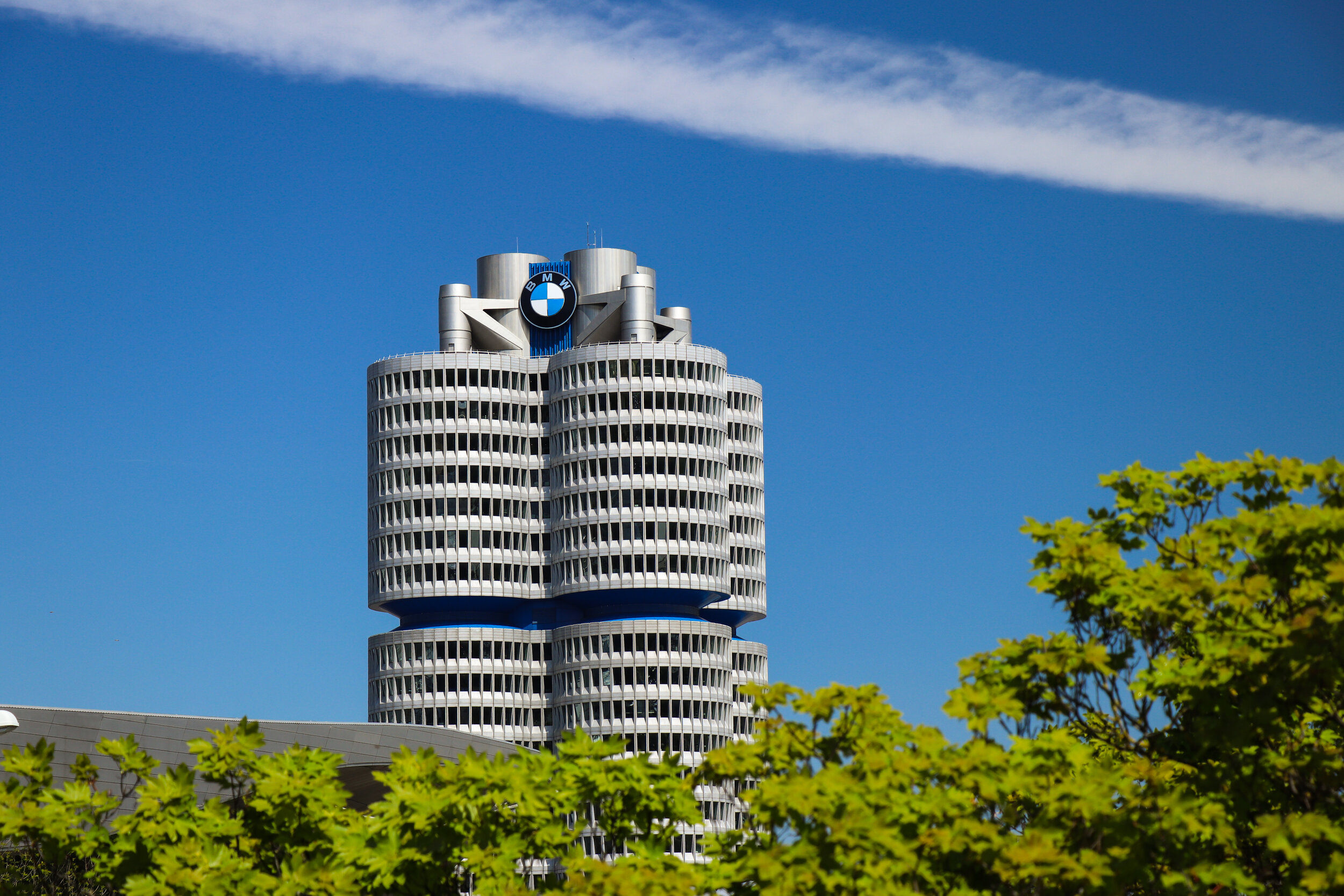 BMW06.jpg