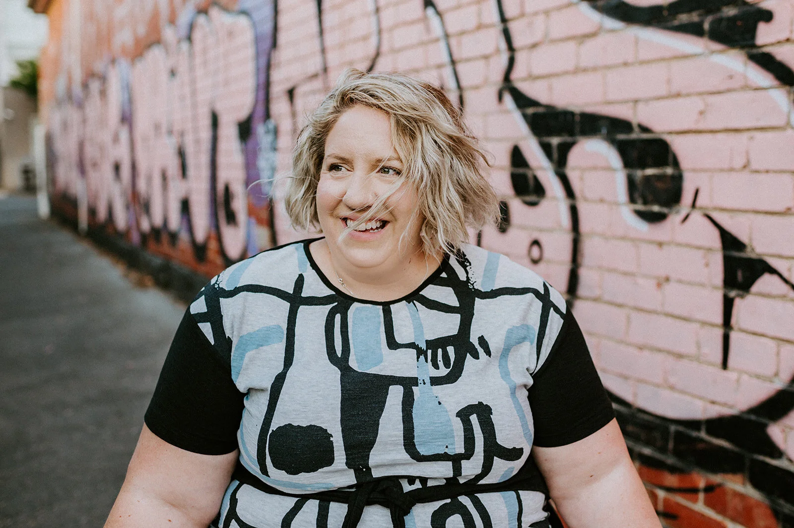 How to Launch with Ease &amp; Soul with Elle Steele