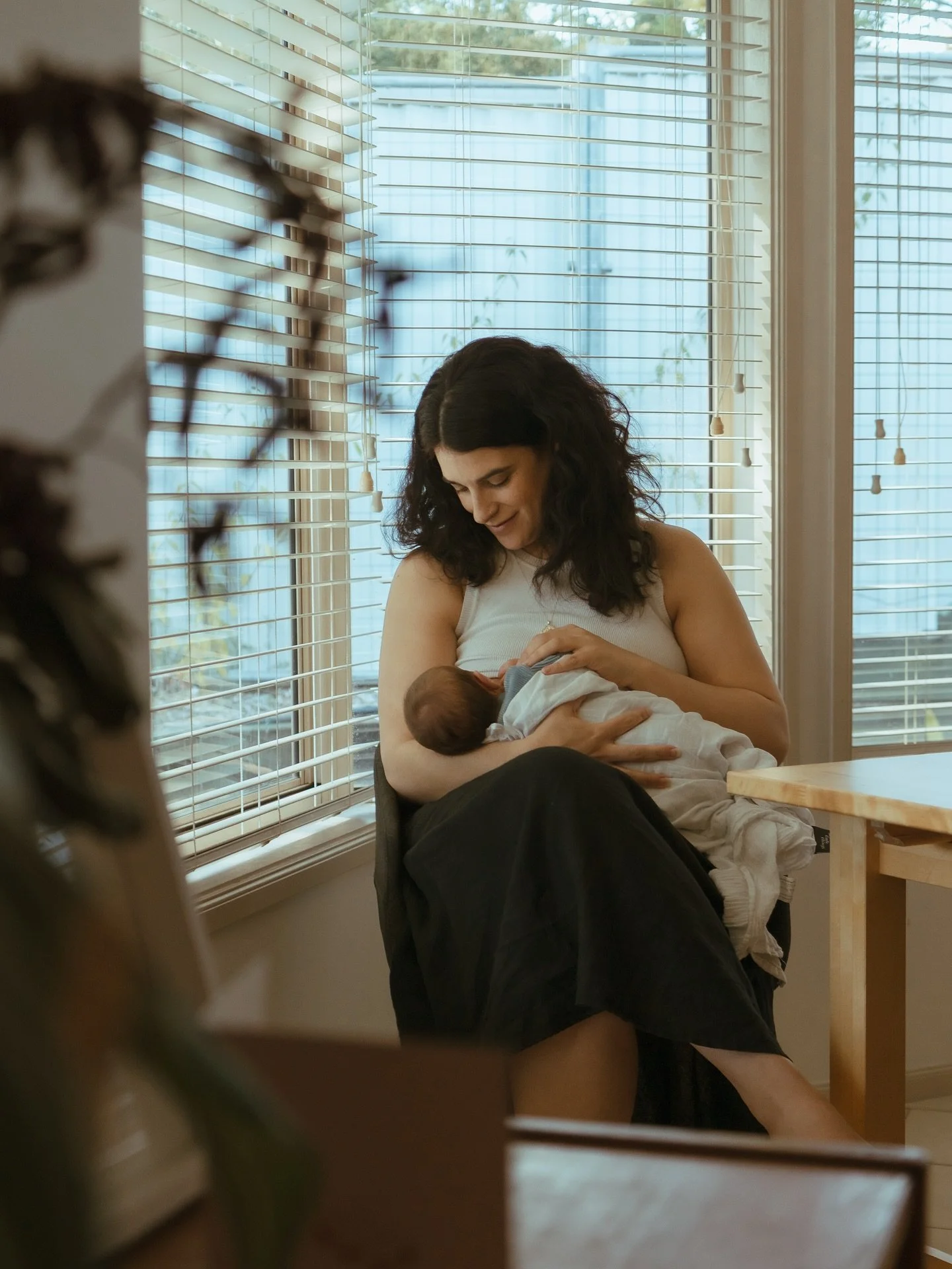 Two months as a family of five 💫

We got our latest family photos from @innerbloomlifestyle this week and I am obsessed to say the least. 🥰