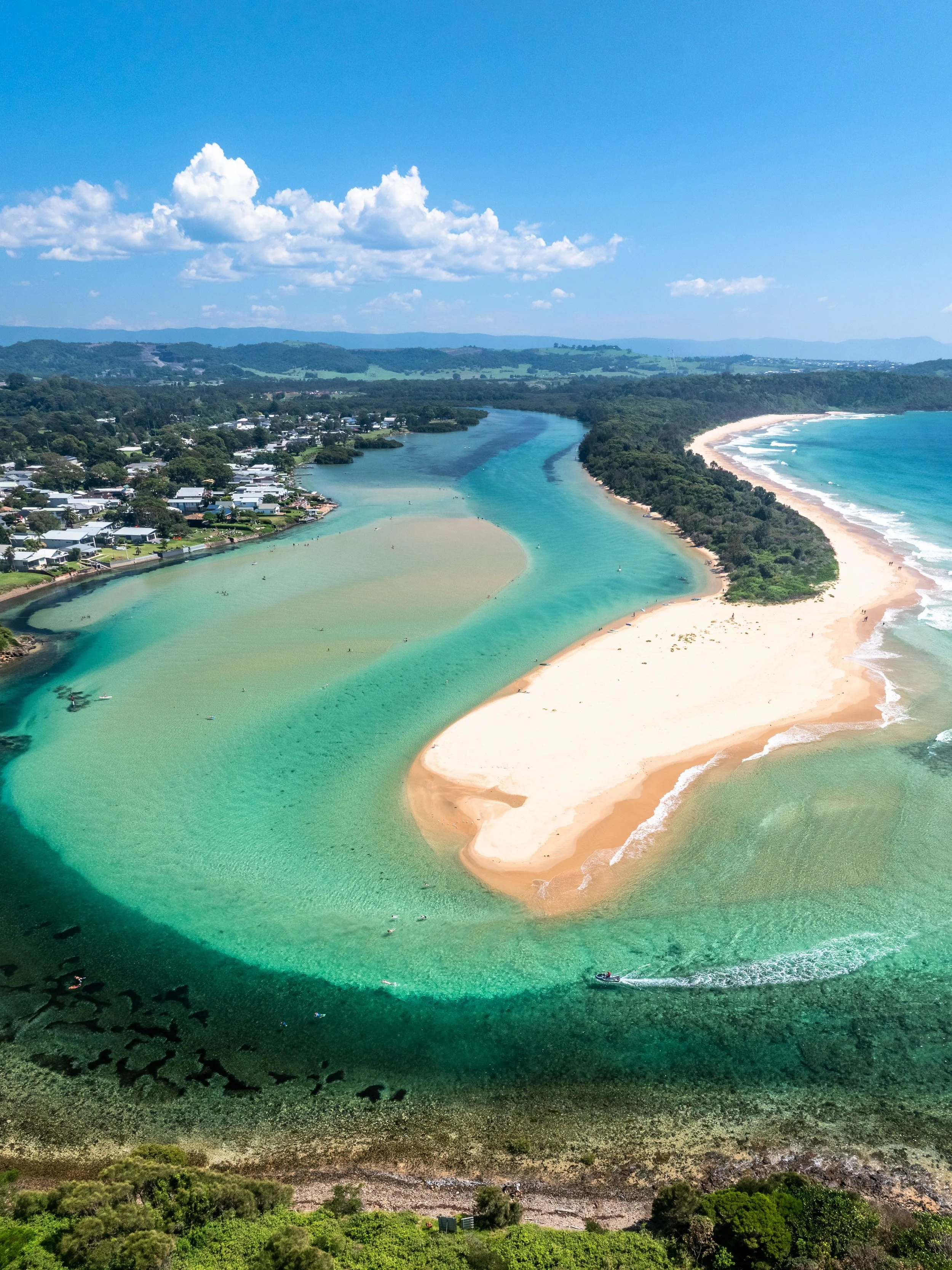 Summer dreams and sunny scenes&hellip;

I love capturing this spot every time I&rsquo;m down around Kiama. The water at the mouth of the Minnamurra River on this particular day was clear and inviting with plenty of people out enjoying it.

The island