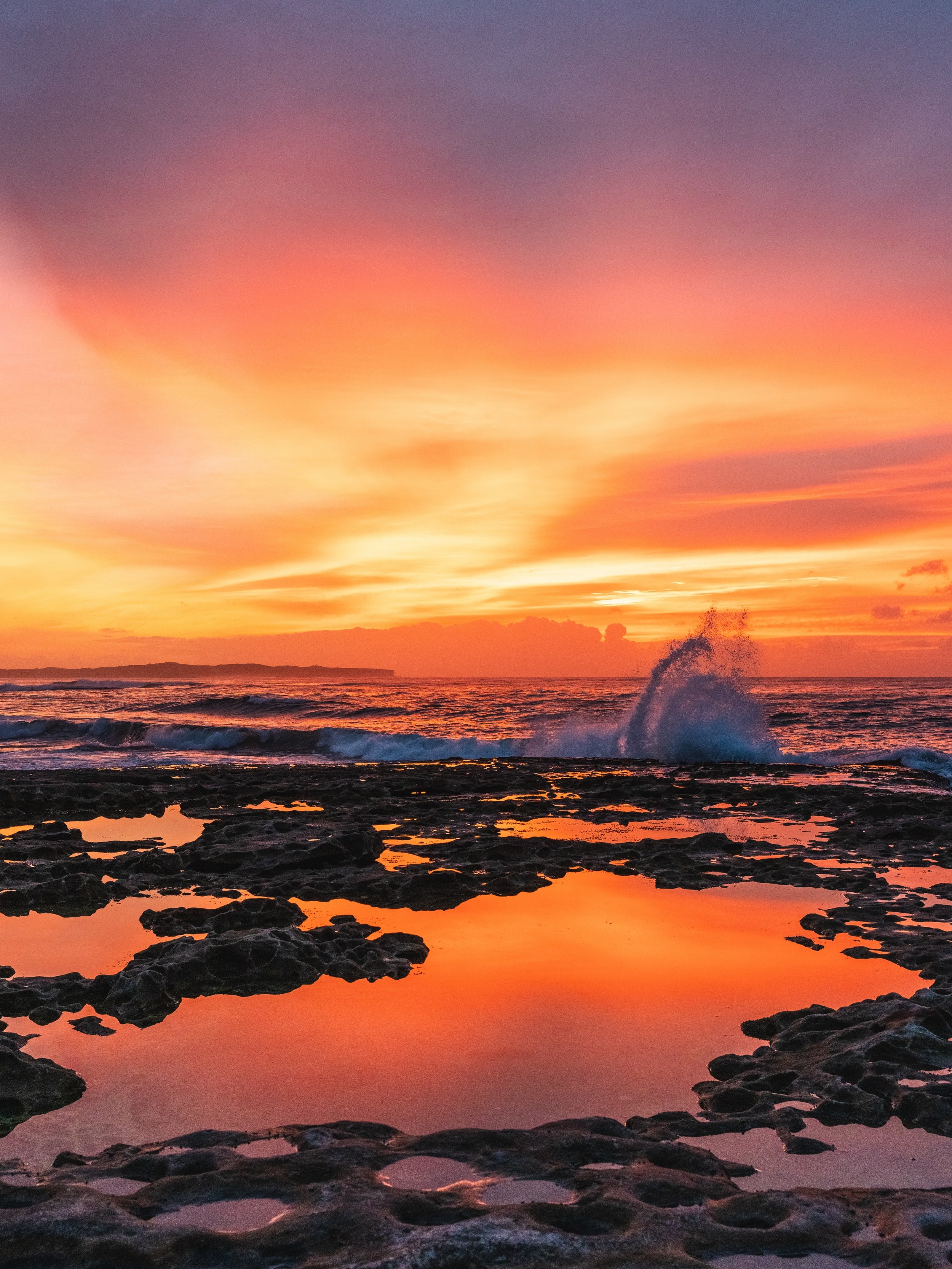 I&rsquo;ve photographed Cronulla more times than I can count, but I&rsquo;d never shot this particular spot with my camera before.

I parked at Shelly then walked down to the shoreline and stumbled across these natural rock pools just as the sunrise 