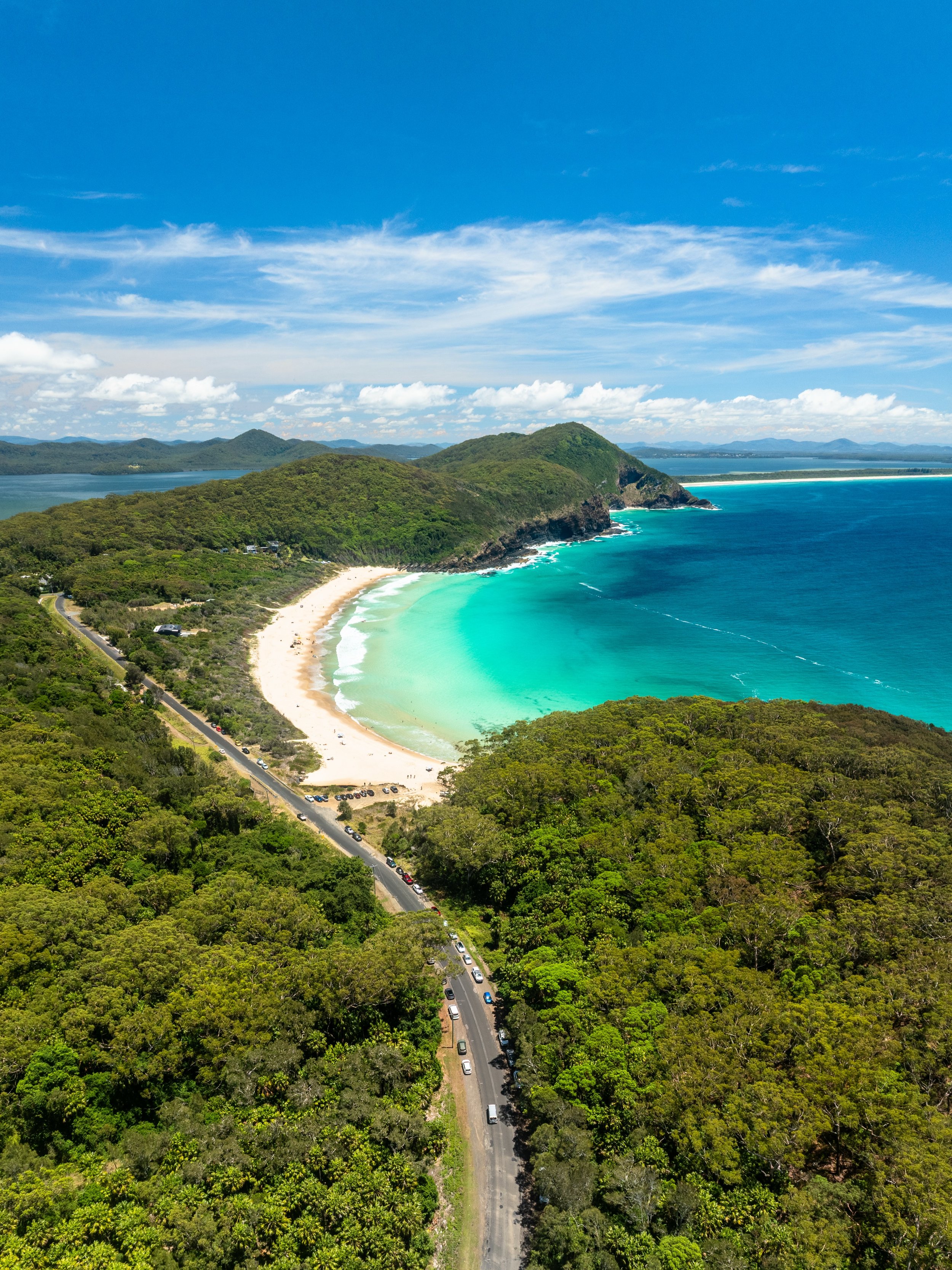 Road to paradise&hellip;

Elizabeth Beach is one of my favourite spots on the @barringtoncoast. It&rsquo;s usually calm and clear due to the orientation of the beach and the day I shot these photos, you couldn&rsquo;t ask for anything more.

I&rsquo;