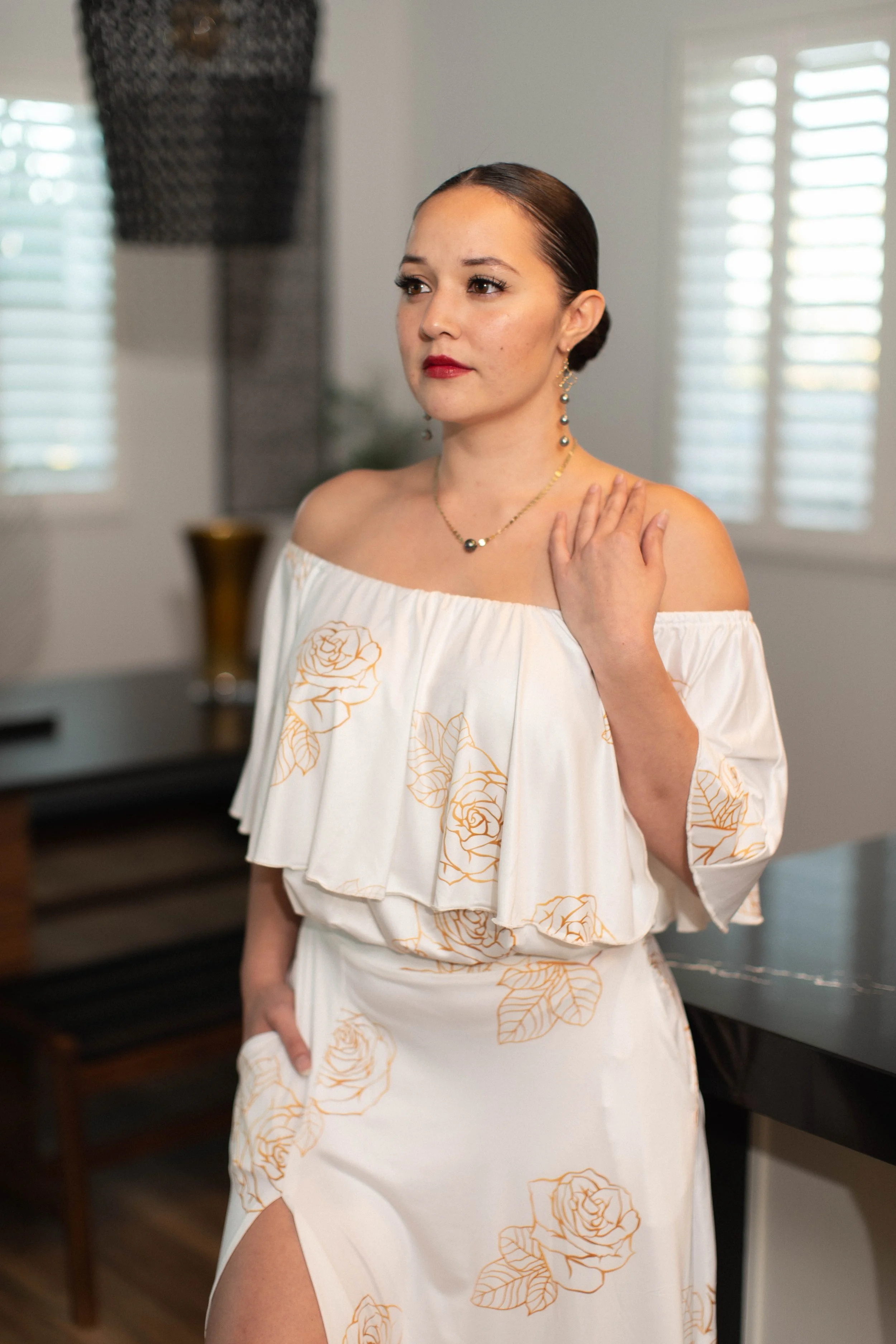 Tavahine Top | White/Gold | Lokelani