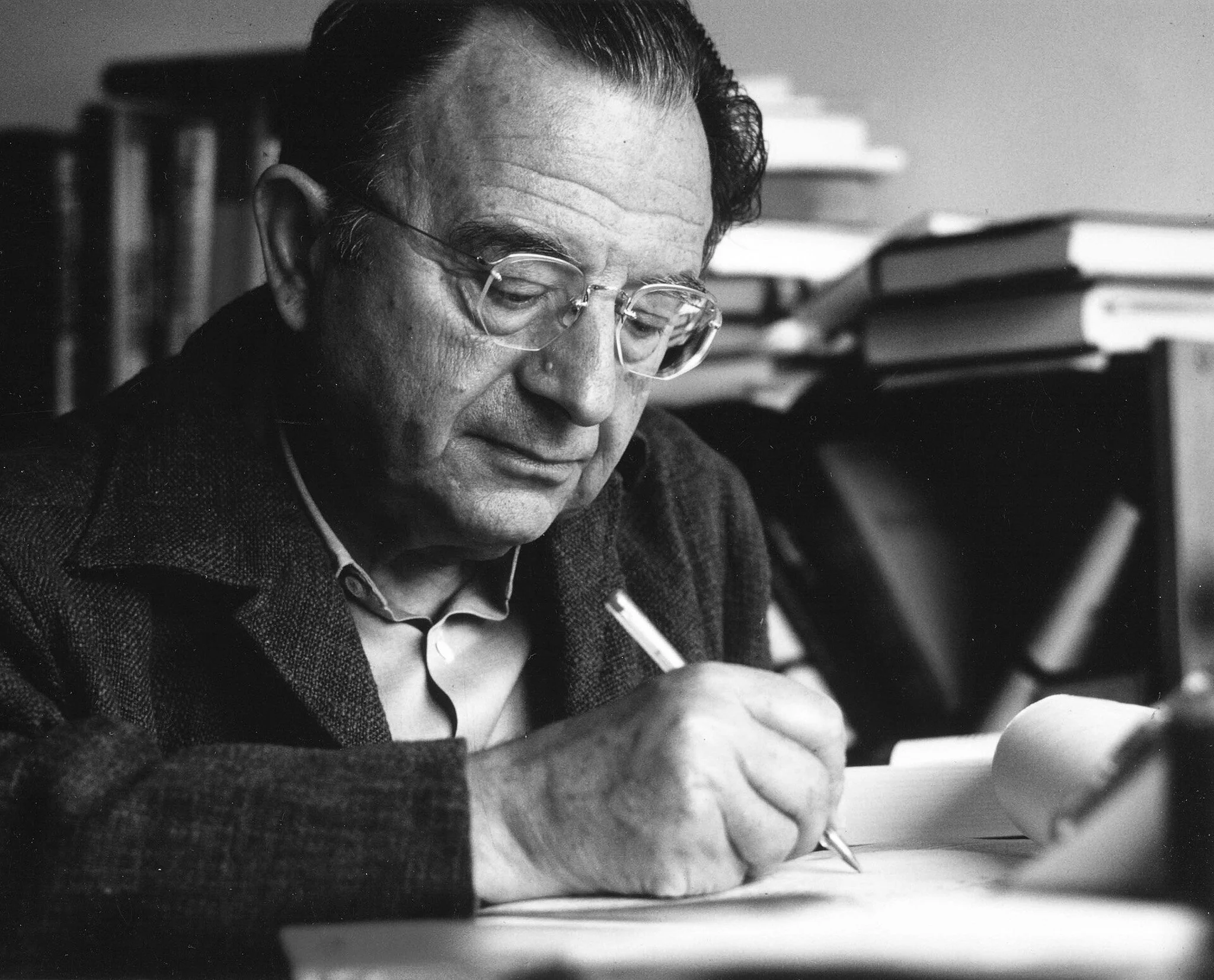 Erich Fromm und der Sozialcharakter – Wie Organisationen das Menschsein in der Arbeit prägen