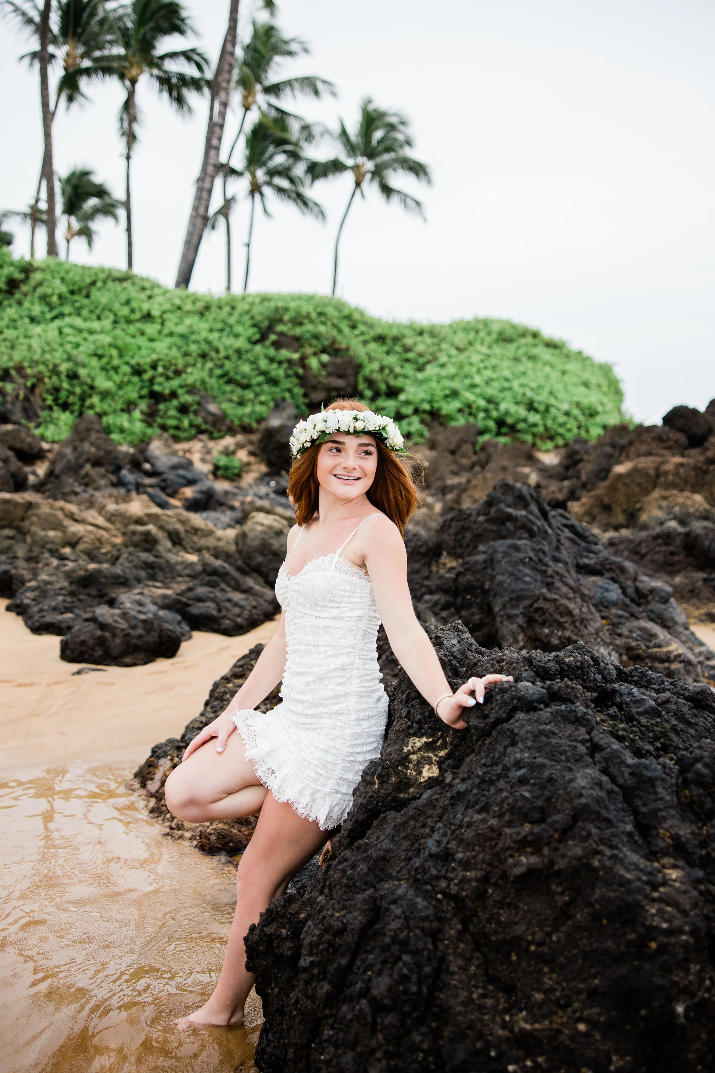 Courtney Rolnick Senior Portrait Session | Poolenalena Beach | Maui Photographer ...