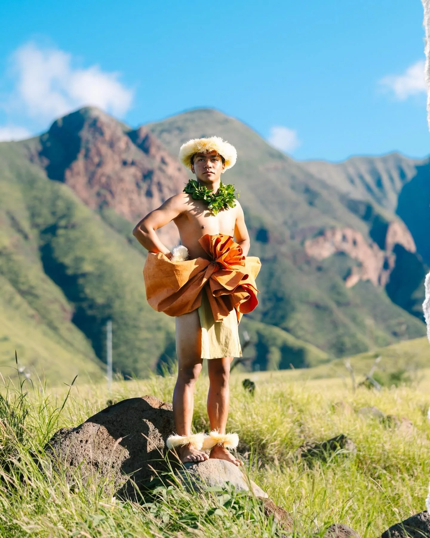 There are some mornings that make the early wake‑up call absolutely worth it&mdash;and photographing Iokua&rsquo;s senior portrait was one of them. I knew the moment we chose our location that we were in for something special. The light, the landscap