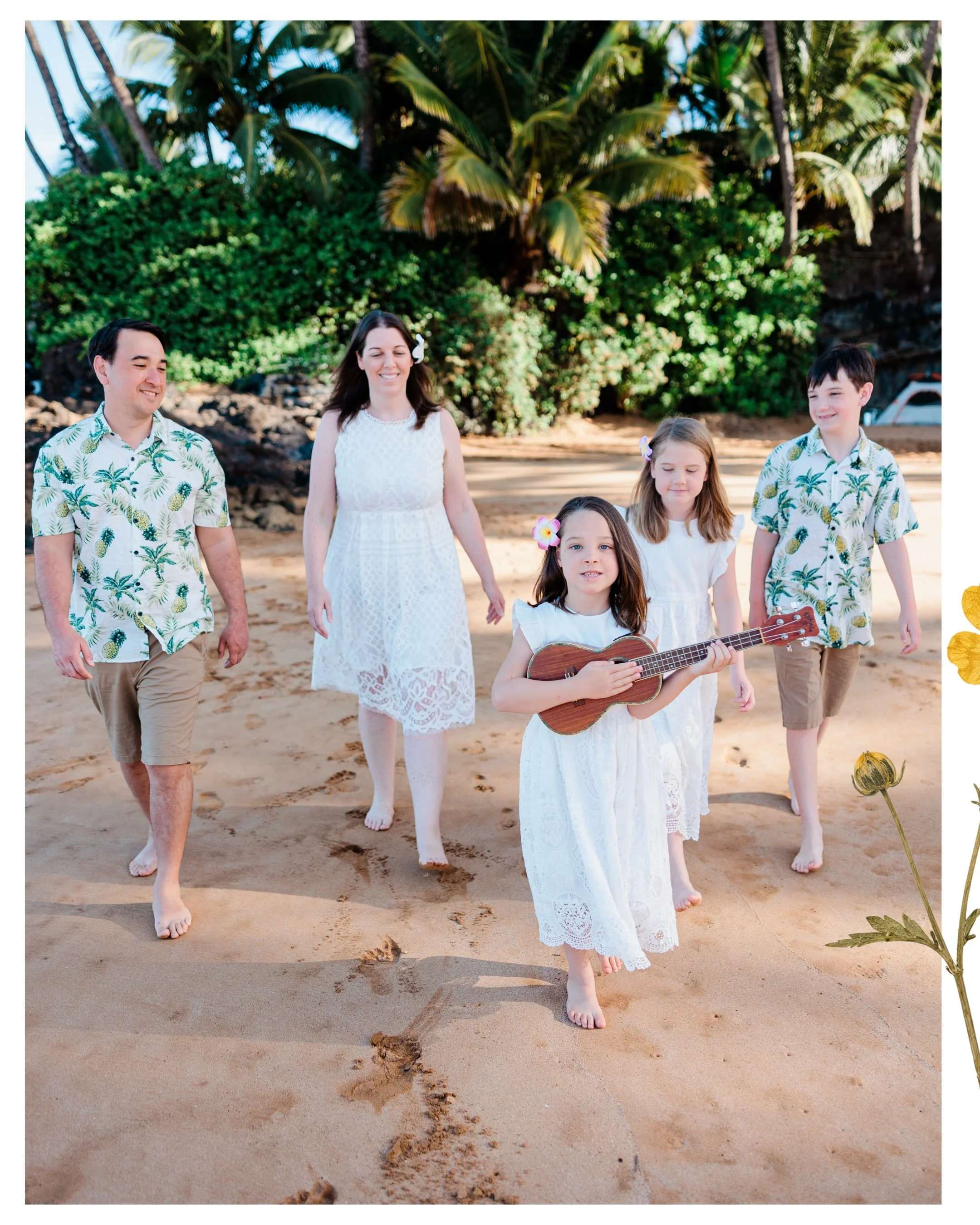 Letting moments fall into their own rhythm is my favorite part &mdash; less directing, just real life taking over. And this lovely family made it effortless; their natural, honest connection carried every frame.
.
.
.

#mauifamilyphotographer 
#mauip