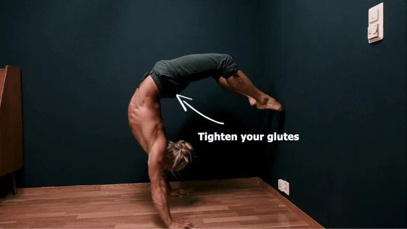 How to Hollowback - Take your handstand to the next level! — BERG MOVEMENT