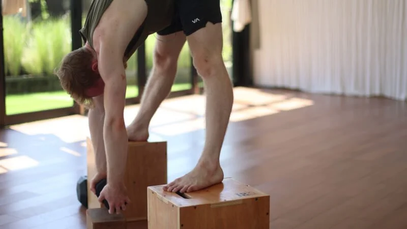 How To Not Get Stuck In Your Middle Splits! — BERG MOVEMENT