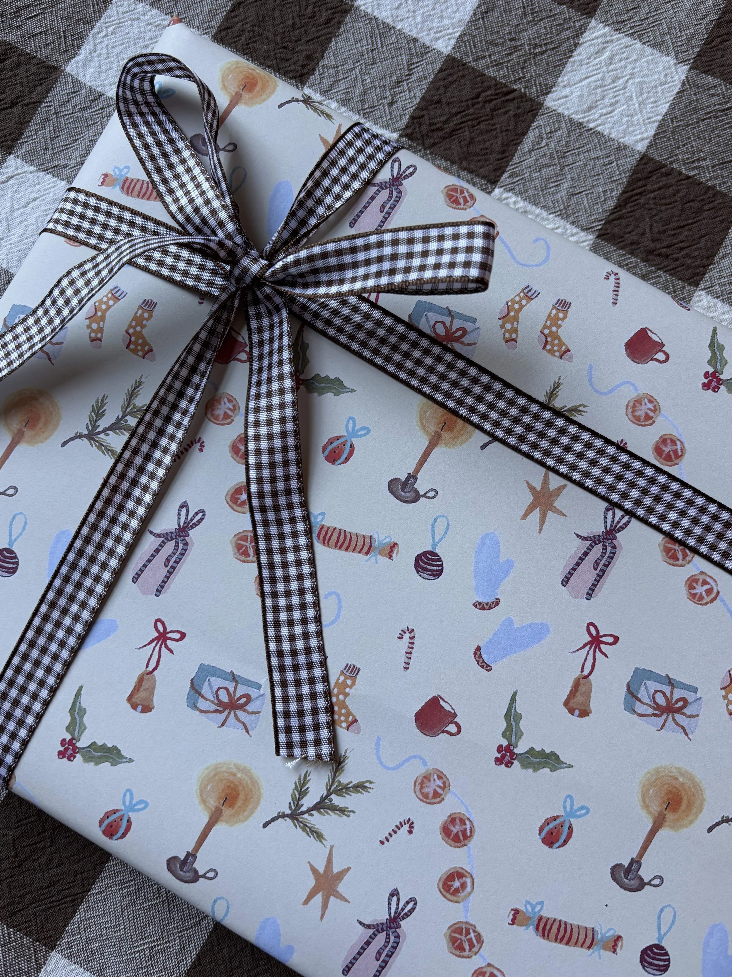 Winter Comforts Gift Wrap