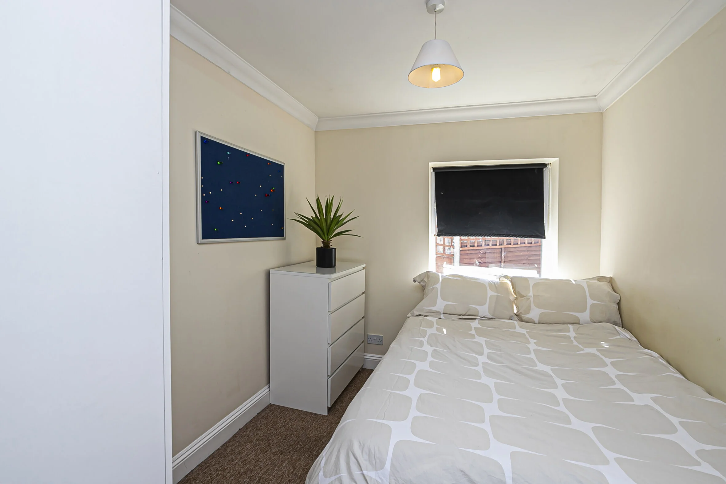 Brenland Properties Cherston House, 3 bed student house for rent in