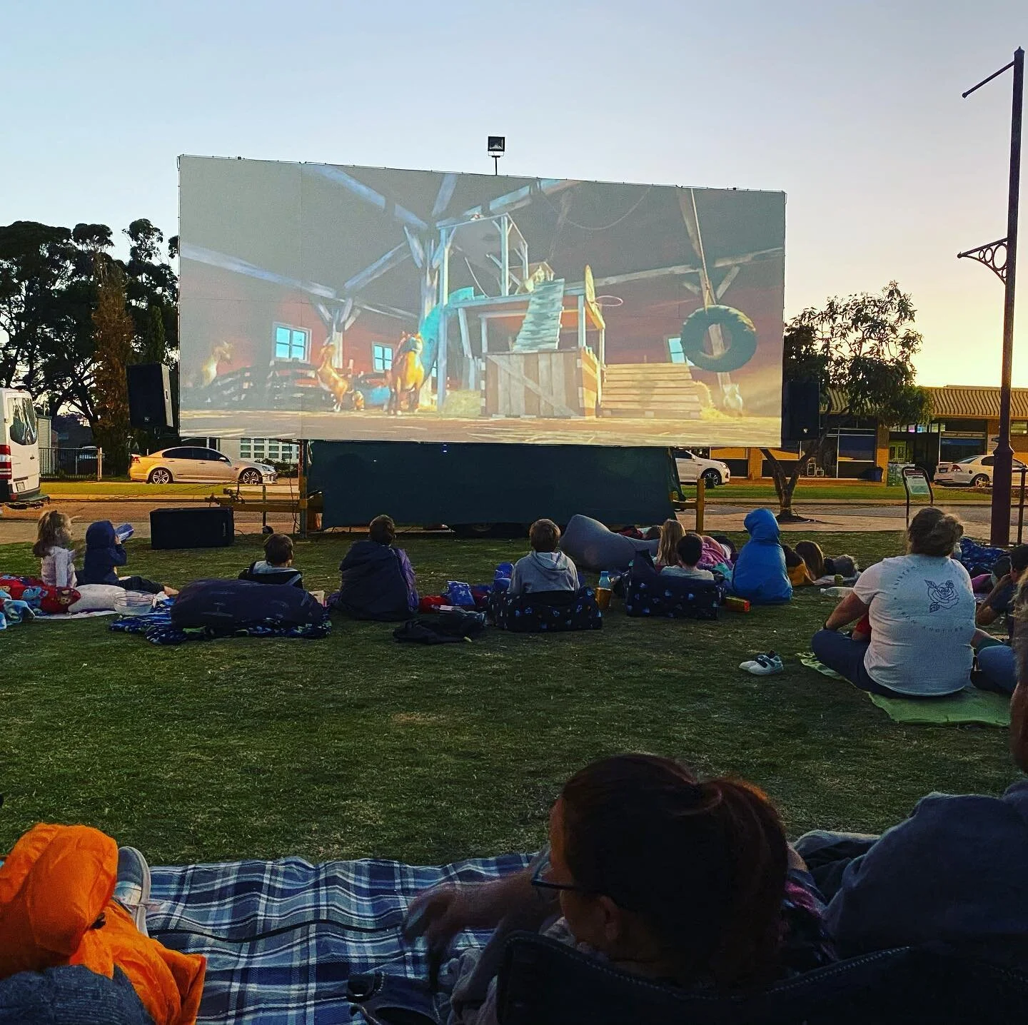 Throwback to last weekend..... The Free Family Christmas Movie events were a great success! Thanks to the All Abilities Playground Committee for providing us yummy popcorn and Mrs G &amp; Sarah for keeping our tummies full! And thank you for coming along and supporting our community event! Making memories 🥰 for great country living ❤️ See you at the next event! #lakegrace #newdegate #movies #christmas #ruralcinema