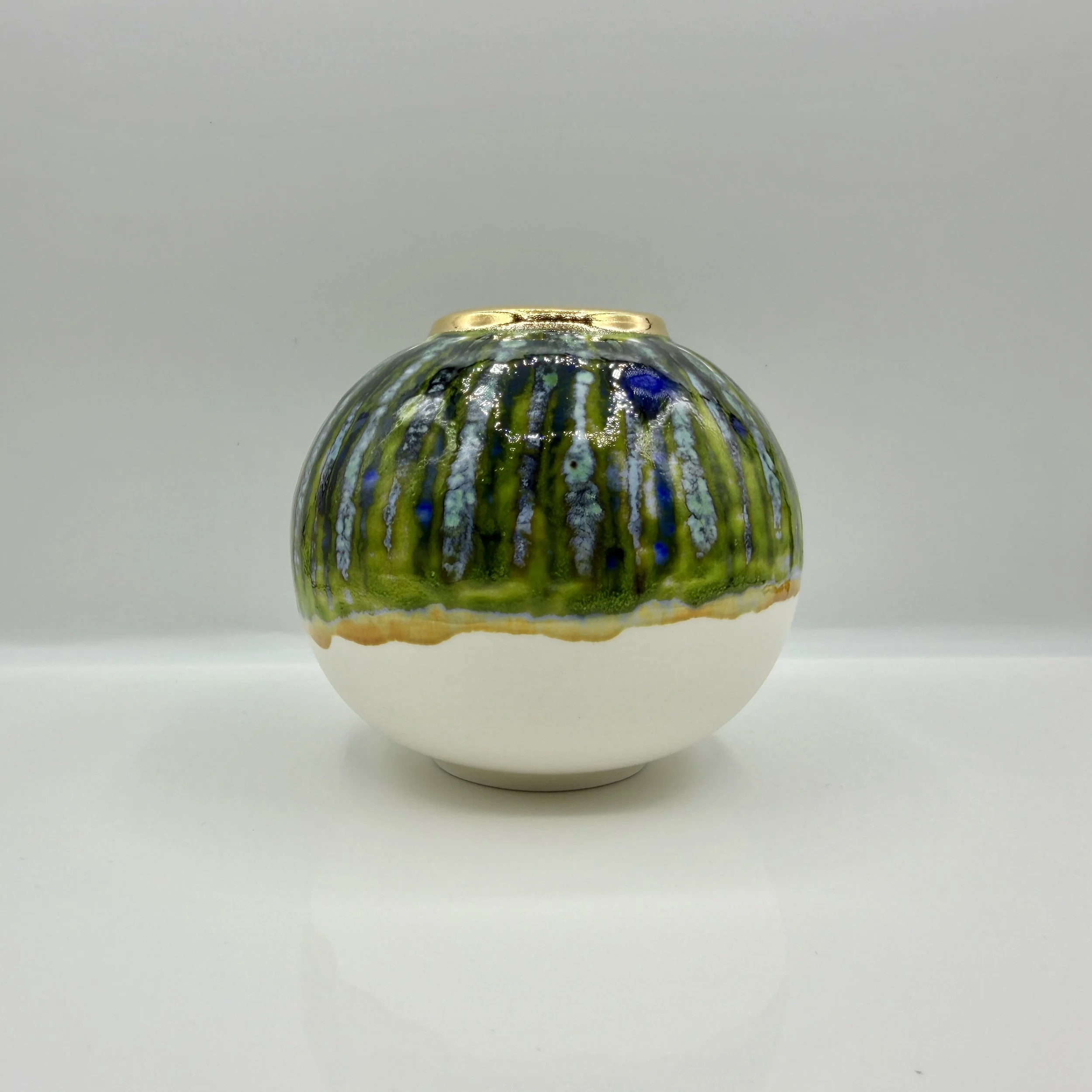 Cobalt and verdant green Sea Globe (Gold)