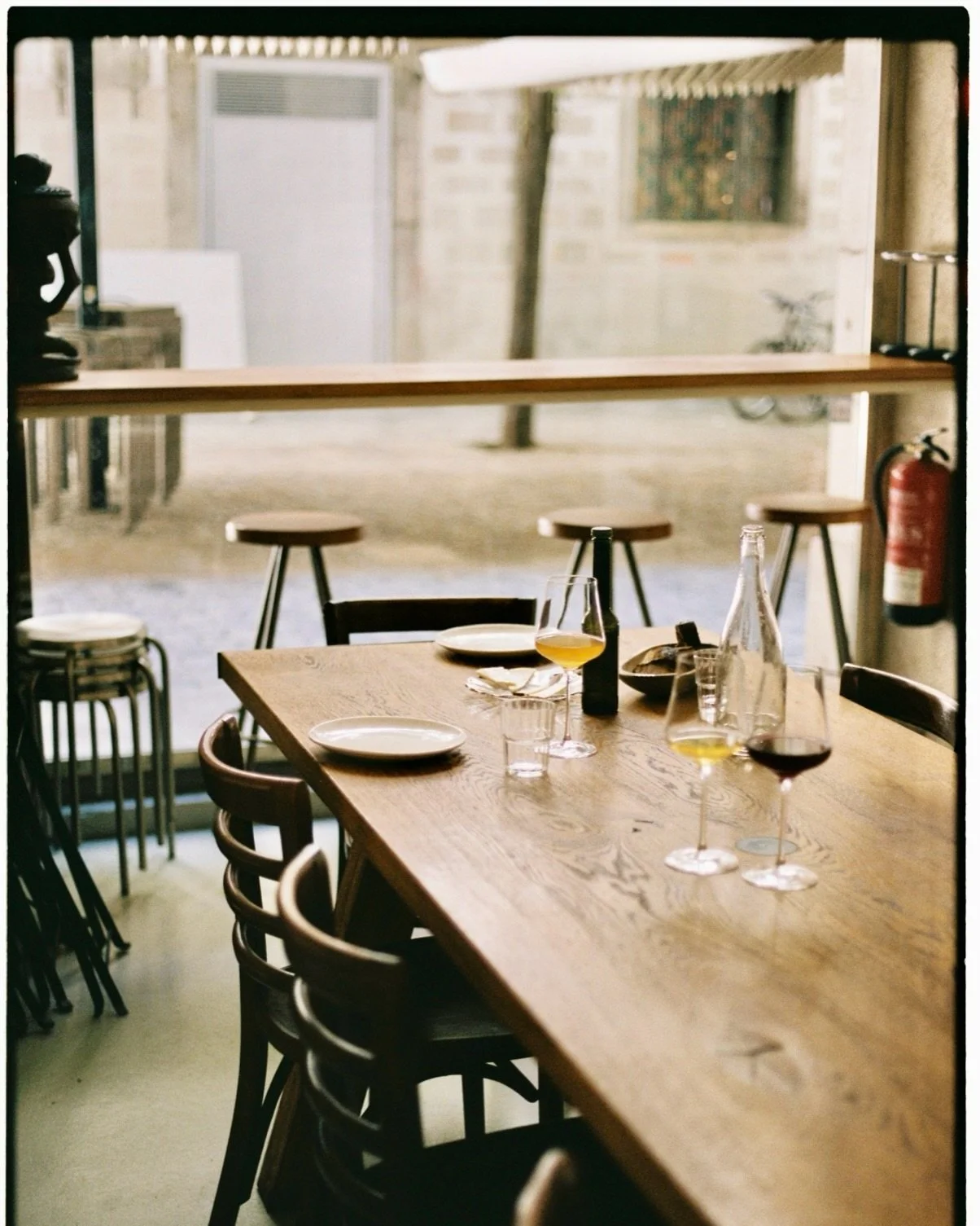 📌 Safo &ndash; G&eacute;rone

A place shaped by a confident culinary voice, where the chef&rsquo;s instinctive and precise approach unfolds with clarity. Seasonal, often locally sourced ingredients are handled with finesse and creativity, within an 