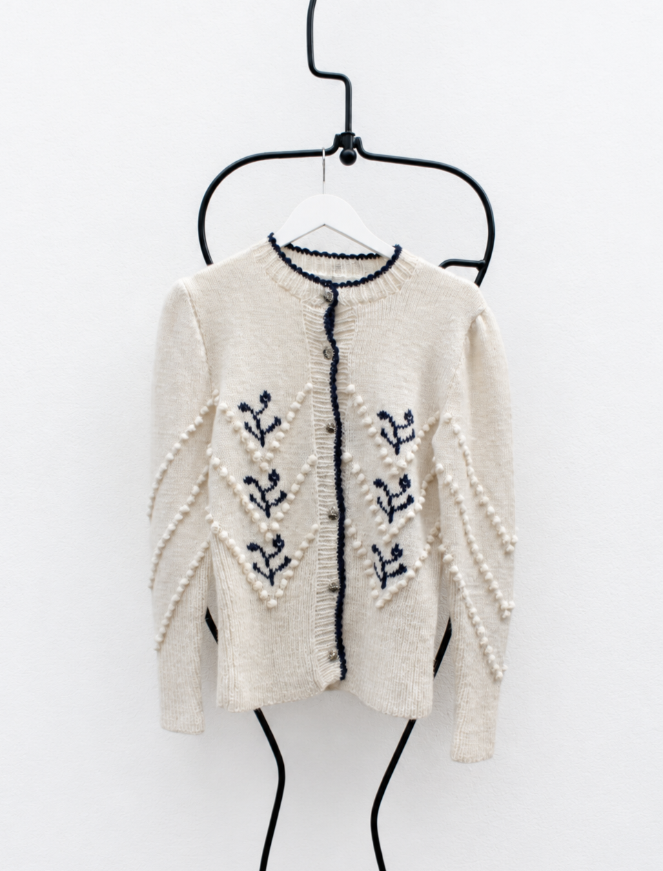 bobble+cardigan+1+.png