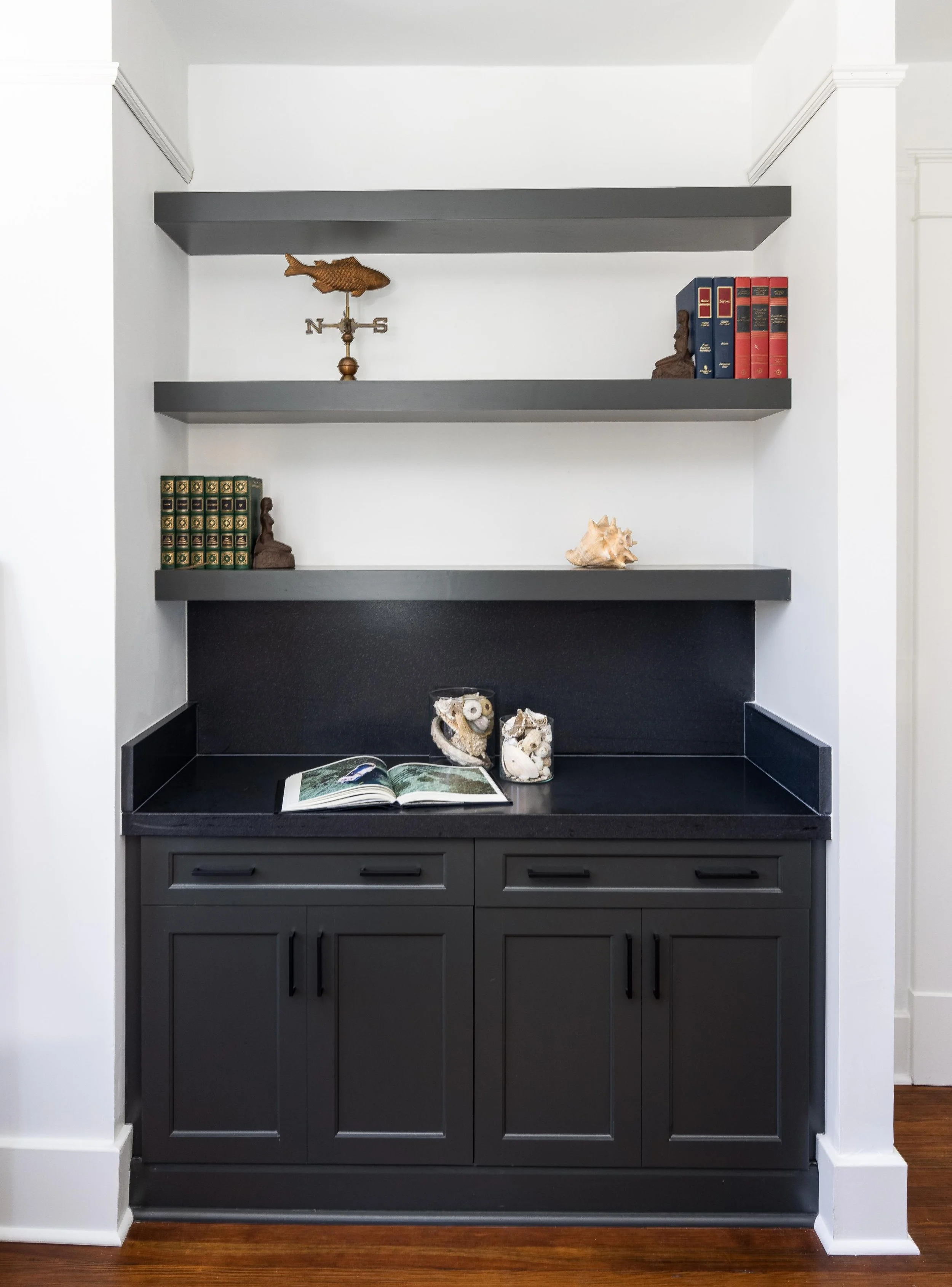 Downtown Charleston - Interior Renovation — Fenno Architecture