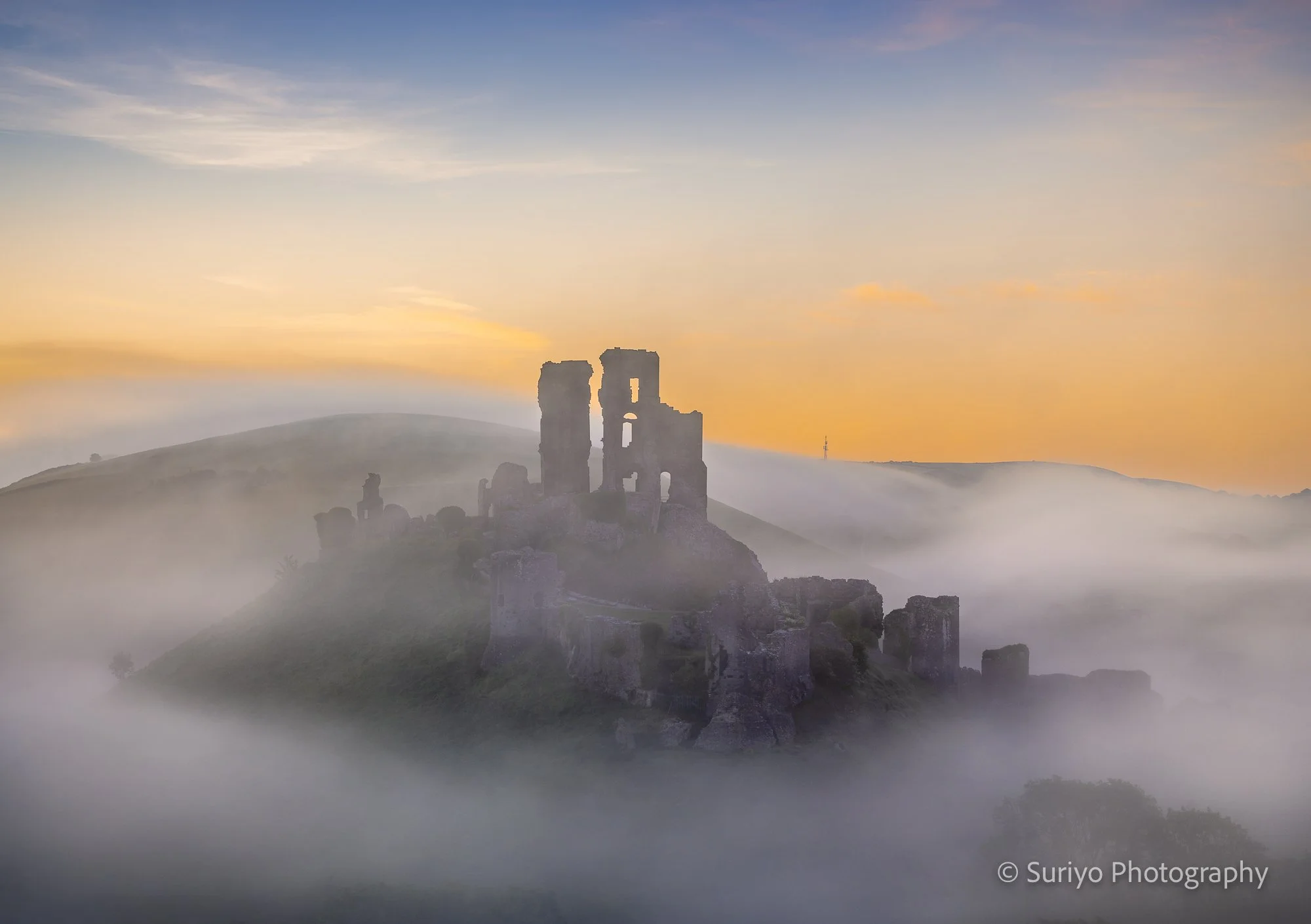 Corfe Castle sunrise
