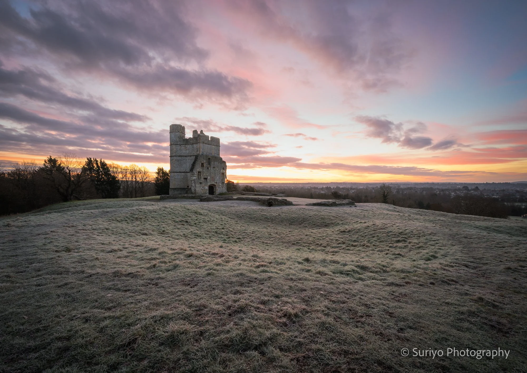 Donnington Castle morning sky