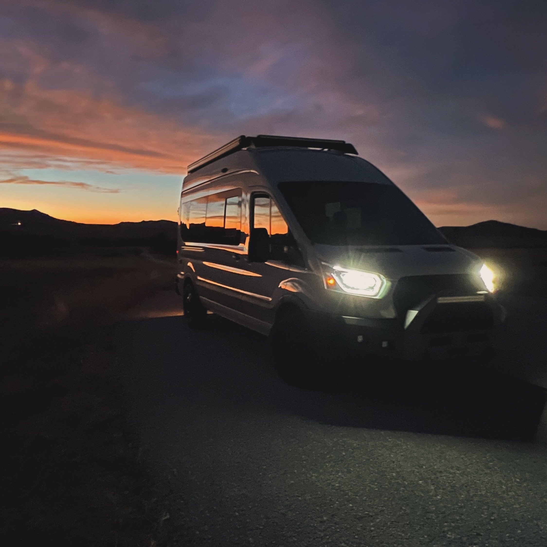 Where are your adventures taking you this weekend? We hope you are out making memories! If you&rsquo;re in our nick of the woods swing by the NWA RV Show &amp; Outdoor Party in Rogers today or tomorrow. We&rsquo;ve got a few rigs on display!
.
.
.
#c