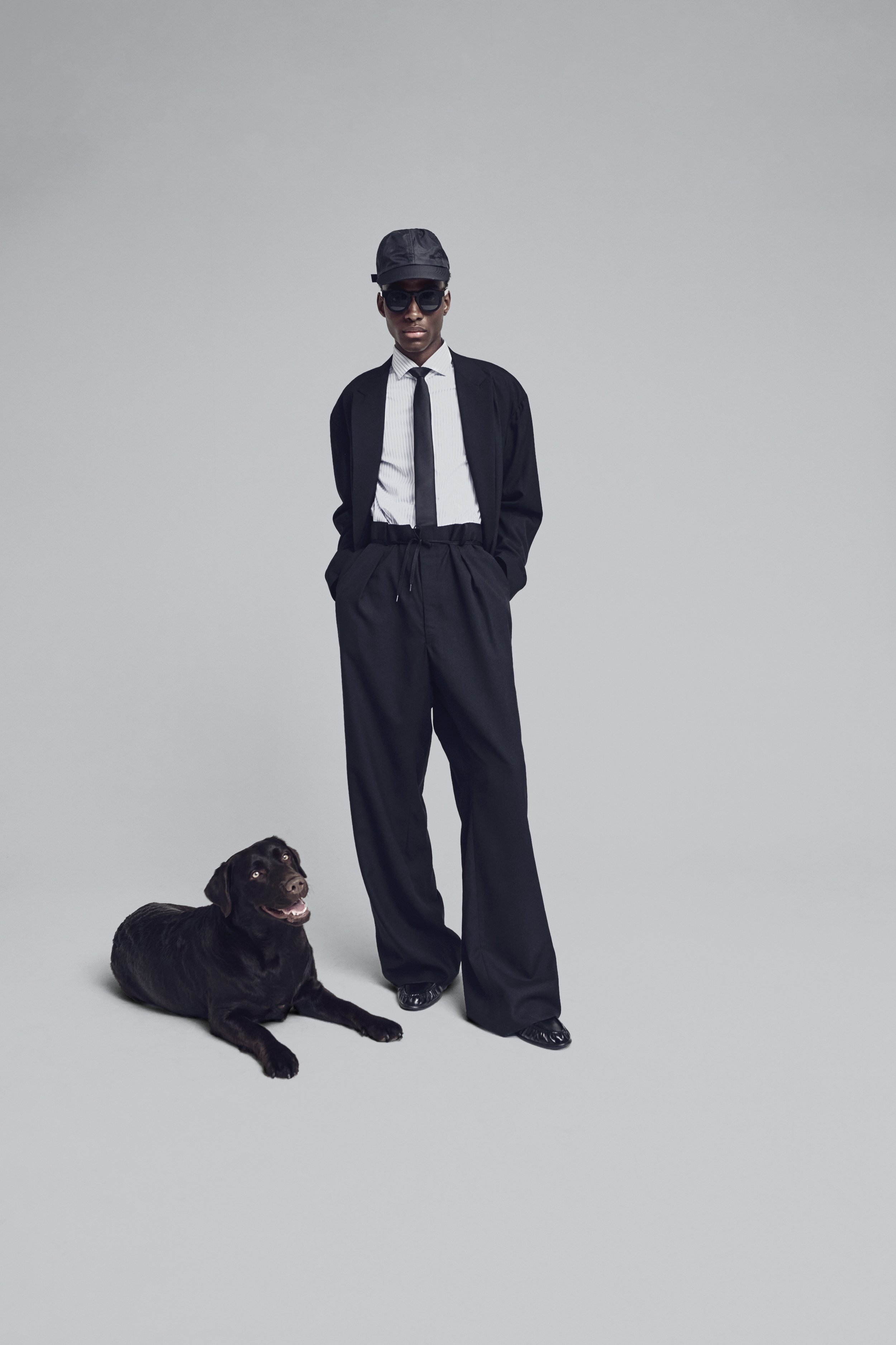 LAD_LOOK_100075.jpg
