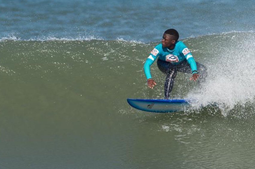 Indiphile, one of our GIRLS SURF TOO crew in Durban had a really great event at SA Junior Champs in JBay! Well done Indie! ❤️🙌🏾 @oneillzaf @spidermurphysurf @safarisurfboards pics: @kodymcgregor #girlssurftoo #girlssurf #surfing #surfergirls #Afric