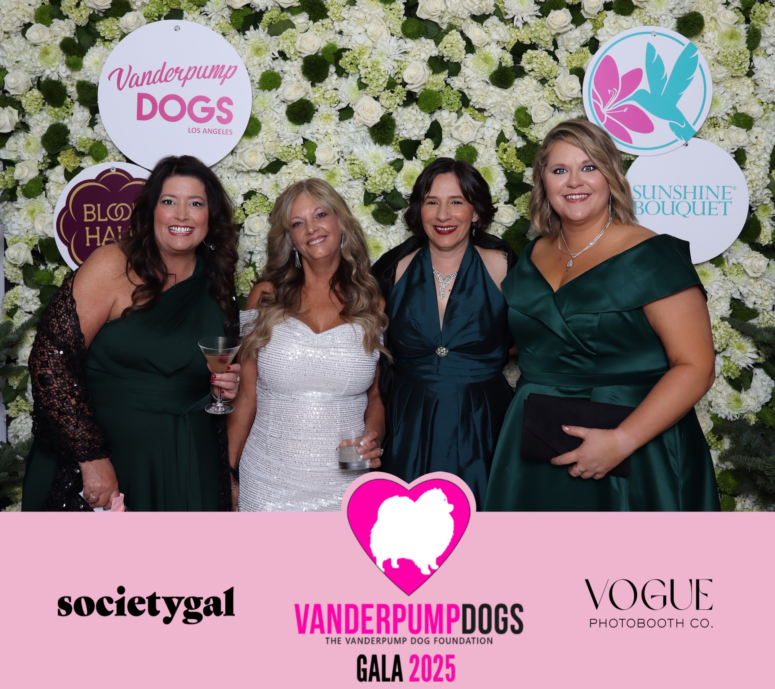 Vanderpump_Dogs_Gala_25_photo_20251211_Time-191248_44gyvz.jpeg