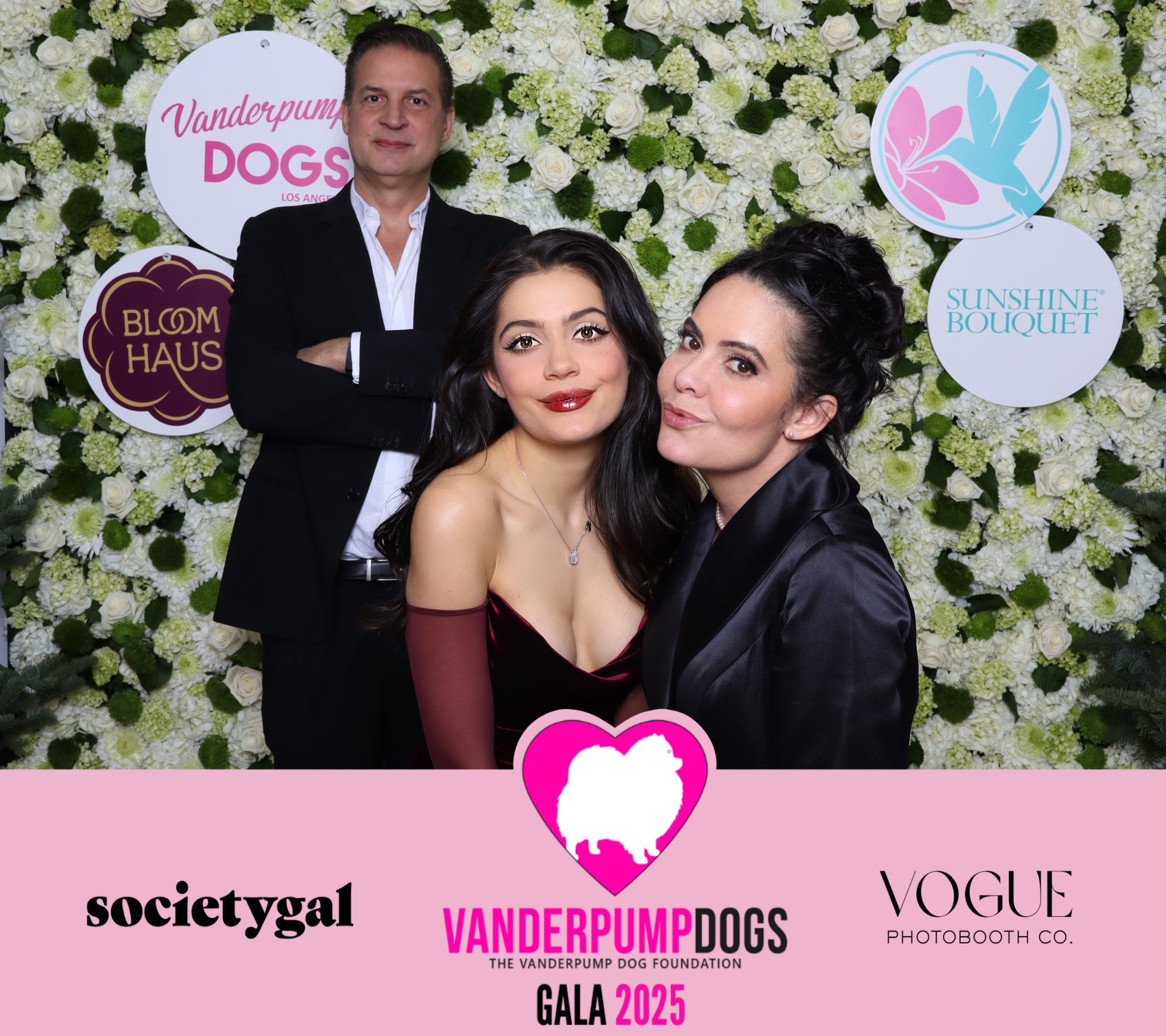 Vanderpump_Dogs_Gala_25_photo_20251211_Time-211228_3pl8px.jpeg