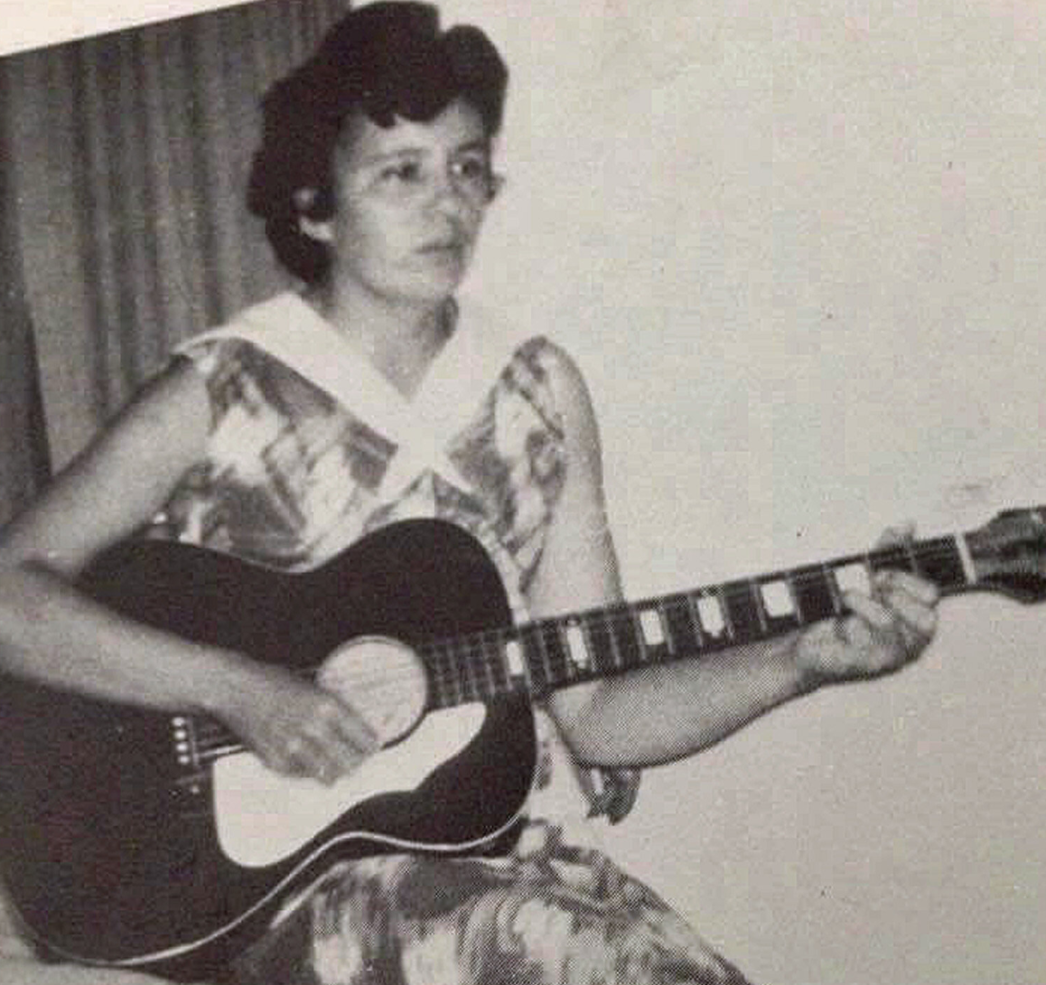Elsie  Justus (Burger)