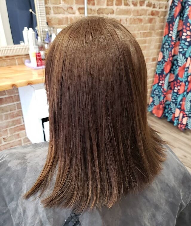 Serving some chocolate- caramel  goodness on my girl @sfellmann13 ❤😍 a gorgeous warm tone with depth was the goal and I think we achieved that 💯!