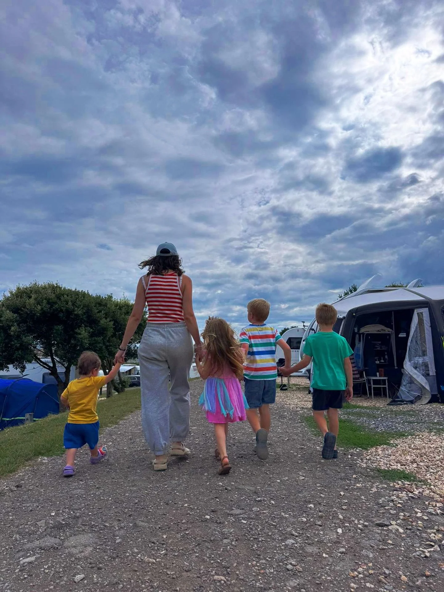 Just back from a great British holiday with the family and yes we had typical English weather ☔️ 

The summer hols is a new adventure for me as our eldest has just finished reception ☺️

If anyone has tips on how to survive juggling working alongside