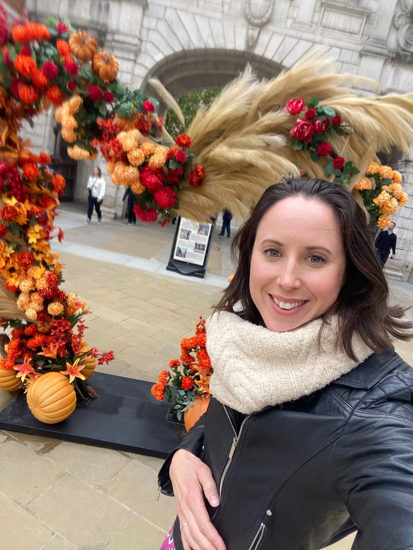 Investing in yourself as a business owner is scary 🤯
Can I afford it? 💰 
Will it be worth it? 😳
Do I have the time to dedicate to it? ⏰ 
Can I do it on my own? 👩‍💼 
But I can honestly say that I am loving that I made the decision to invest