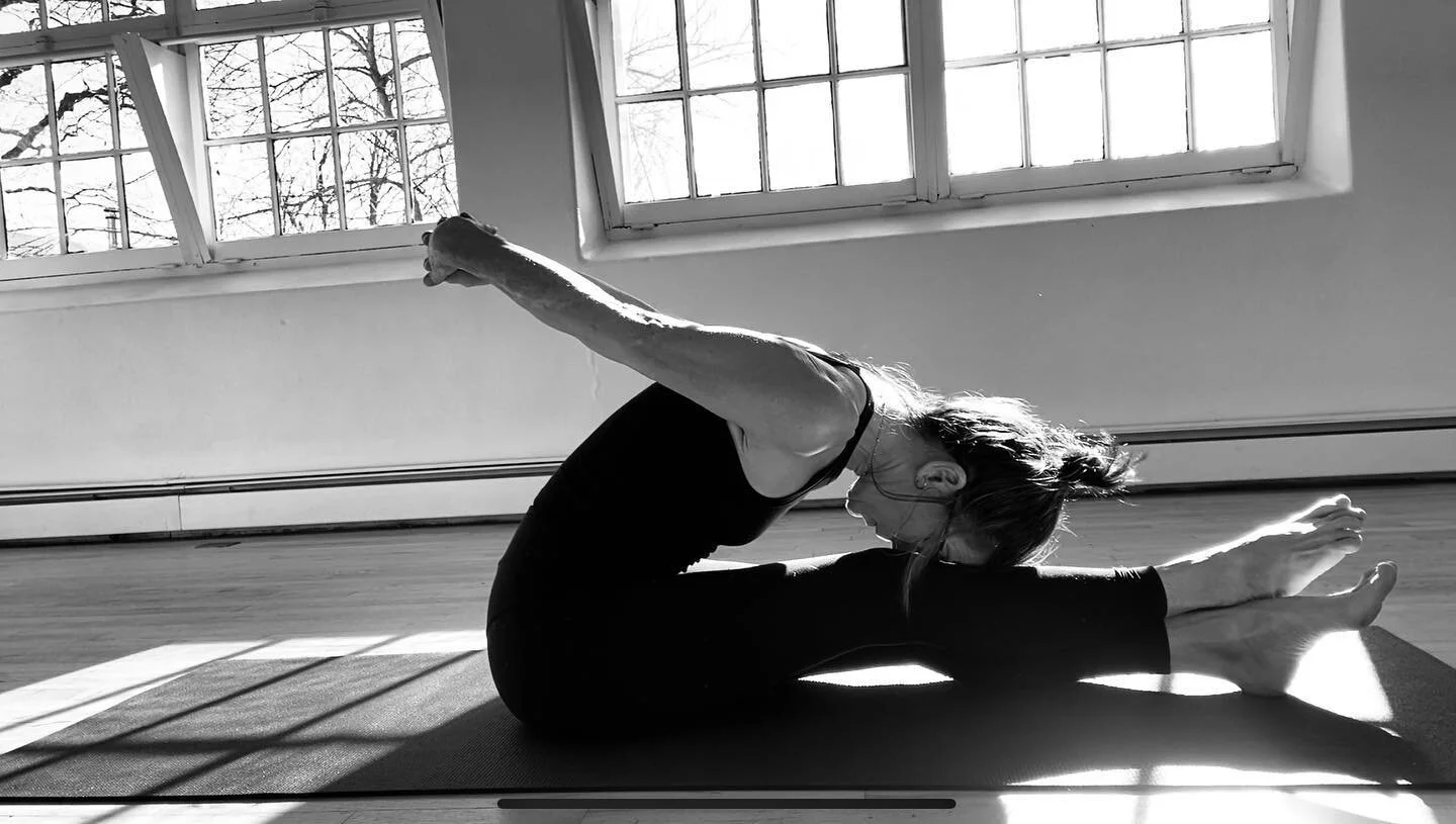 March Matness: Boomerang #pilates #pilatesreformer #pilatesmat #matpilates #reformerpilates #pilateslovers #pilatesforriders #pilatesforequestrians #pilatesfordancers #pilatesforathletes #pilateslovers #pilatesforeverybody #pilatesprops #ridgefieldct
