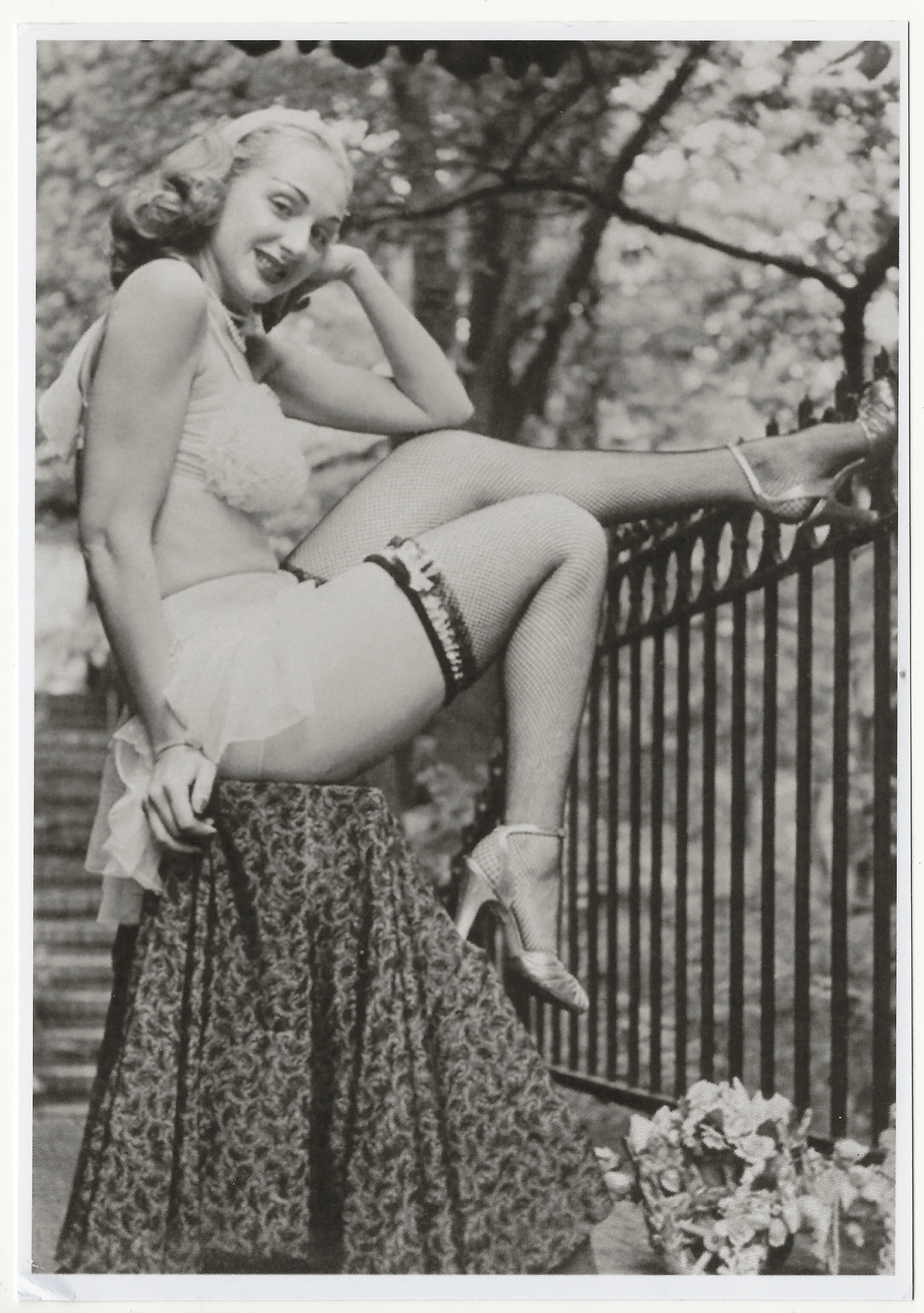 Lynne O'Neill — Stripping History