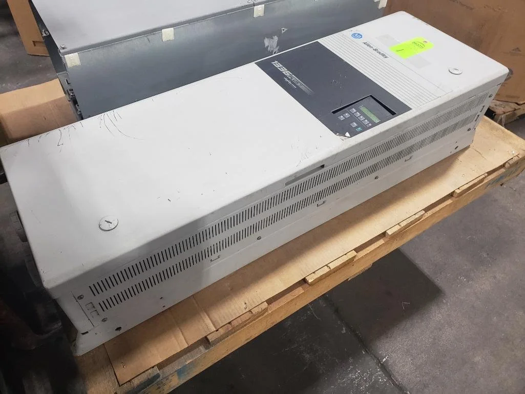 Allen-Bradley 1336 Plus II 100 HP AC Drive