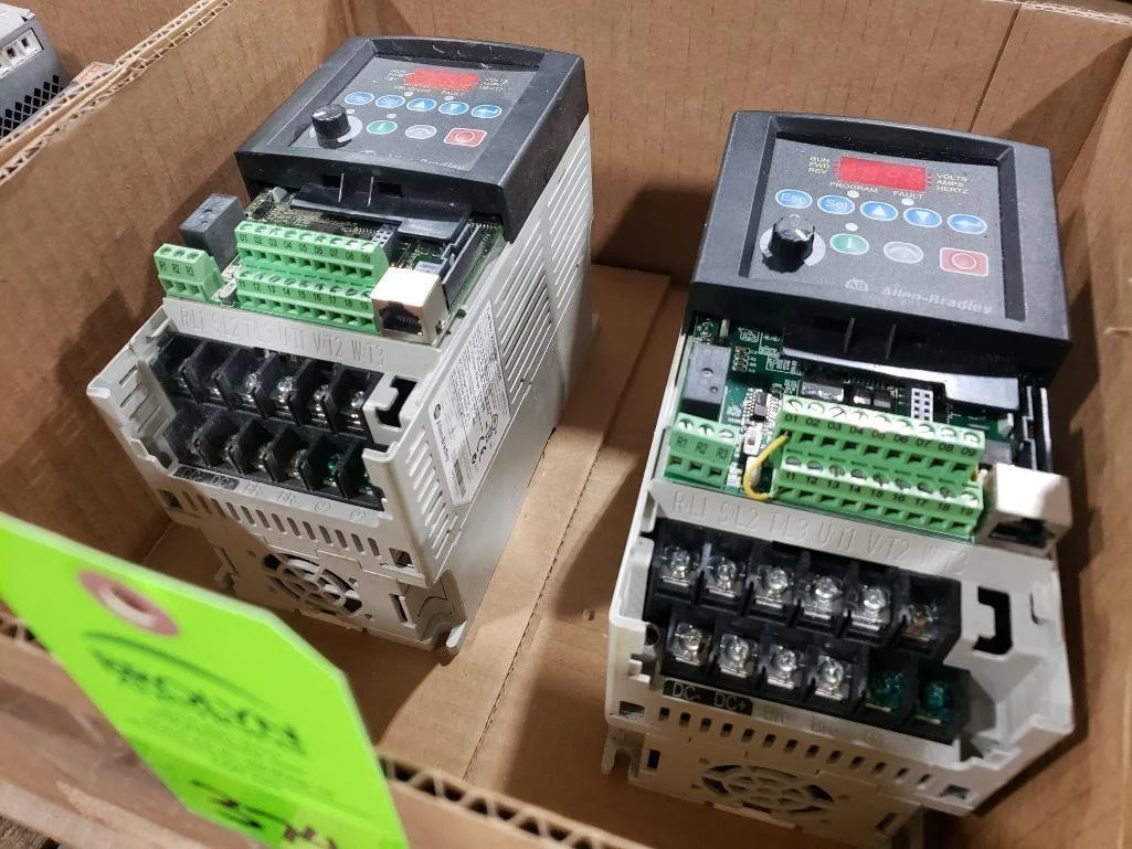 Allen-Bradley PowerFlex 40 VFD Drives